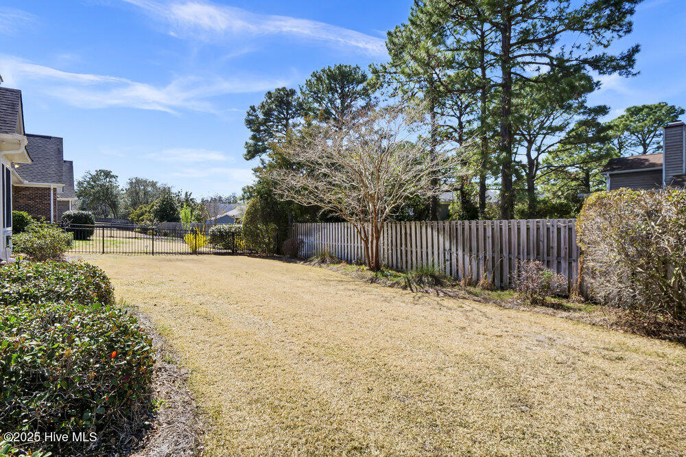 8414 Max Flite Way Property Photo 32