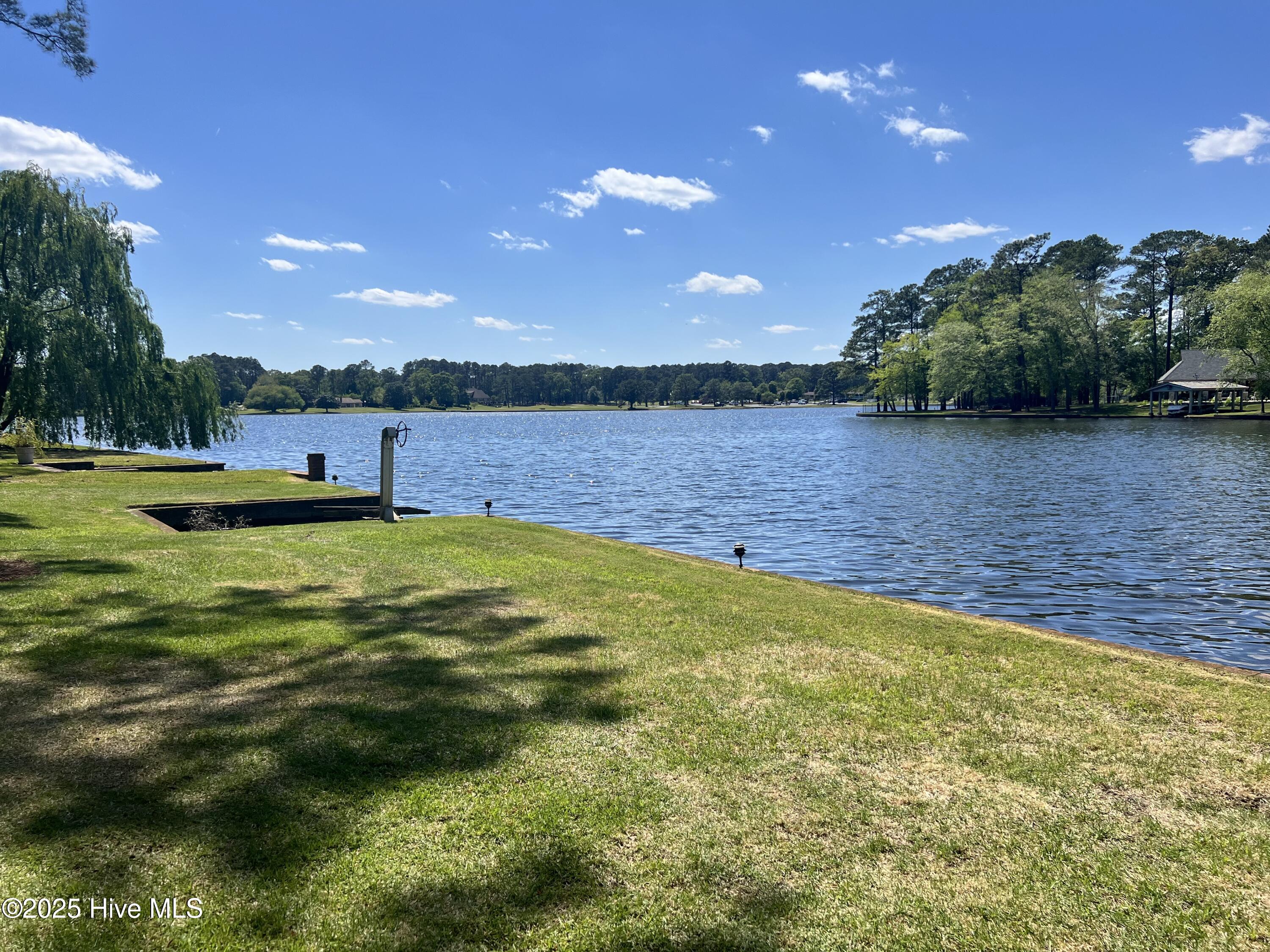 421 Dogwood Trail Property Photo 14