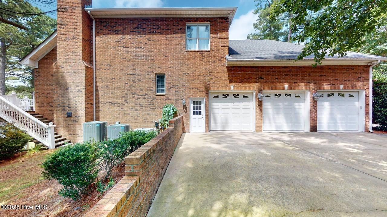 421 Dogwood Trail Property Photo 22