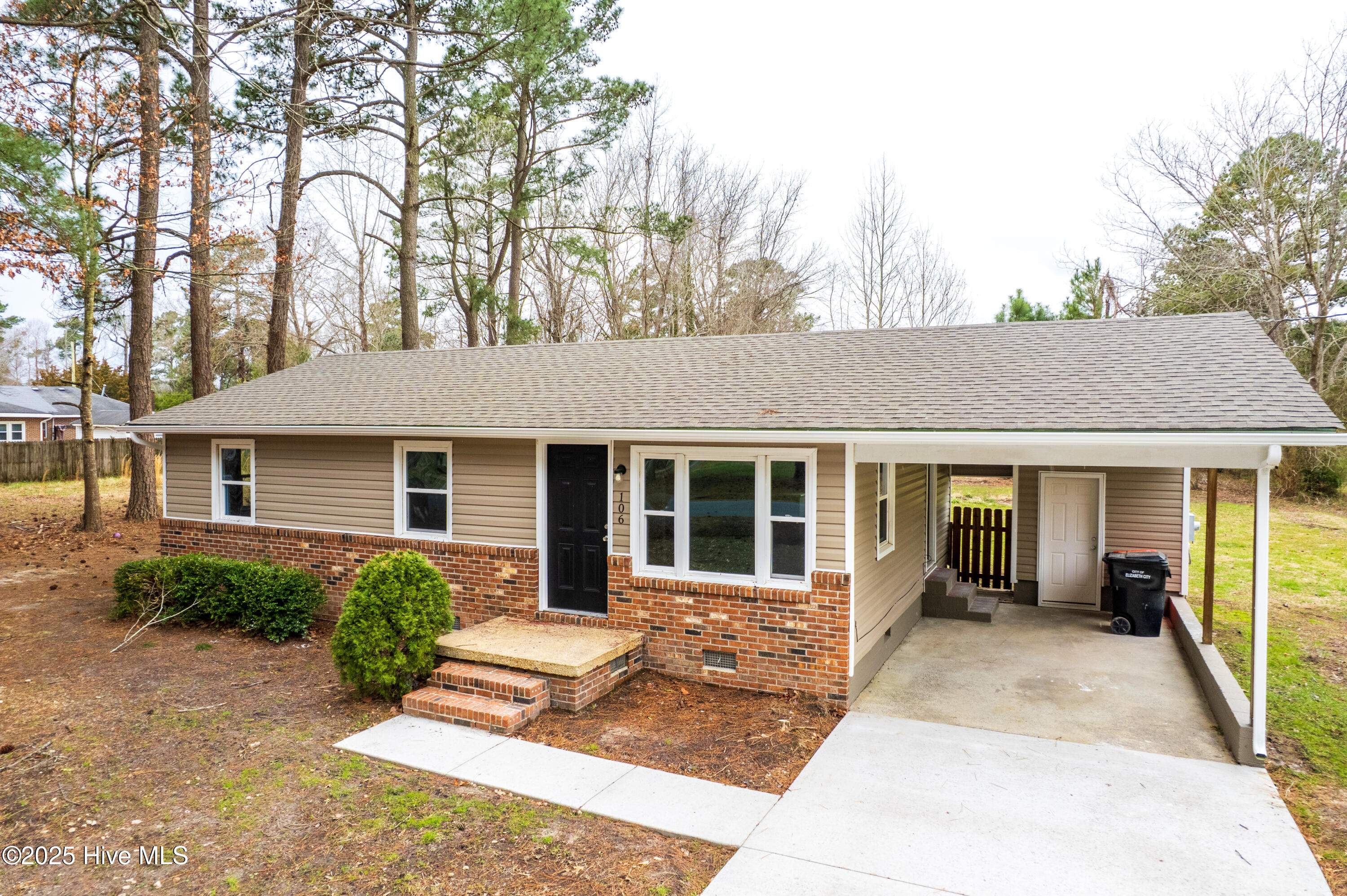 106 Hines Avenue Property Photo