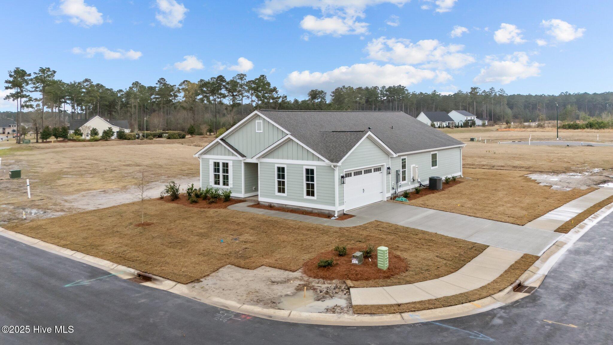 1009 Aston Way Property Photo 6