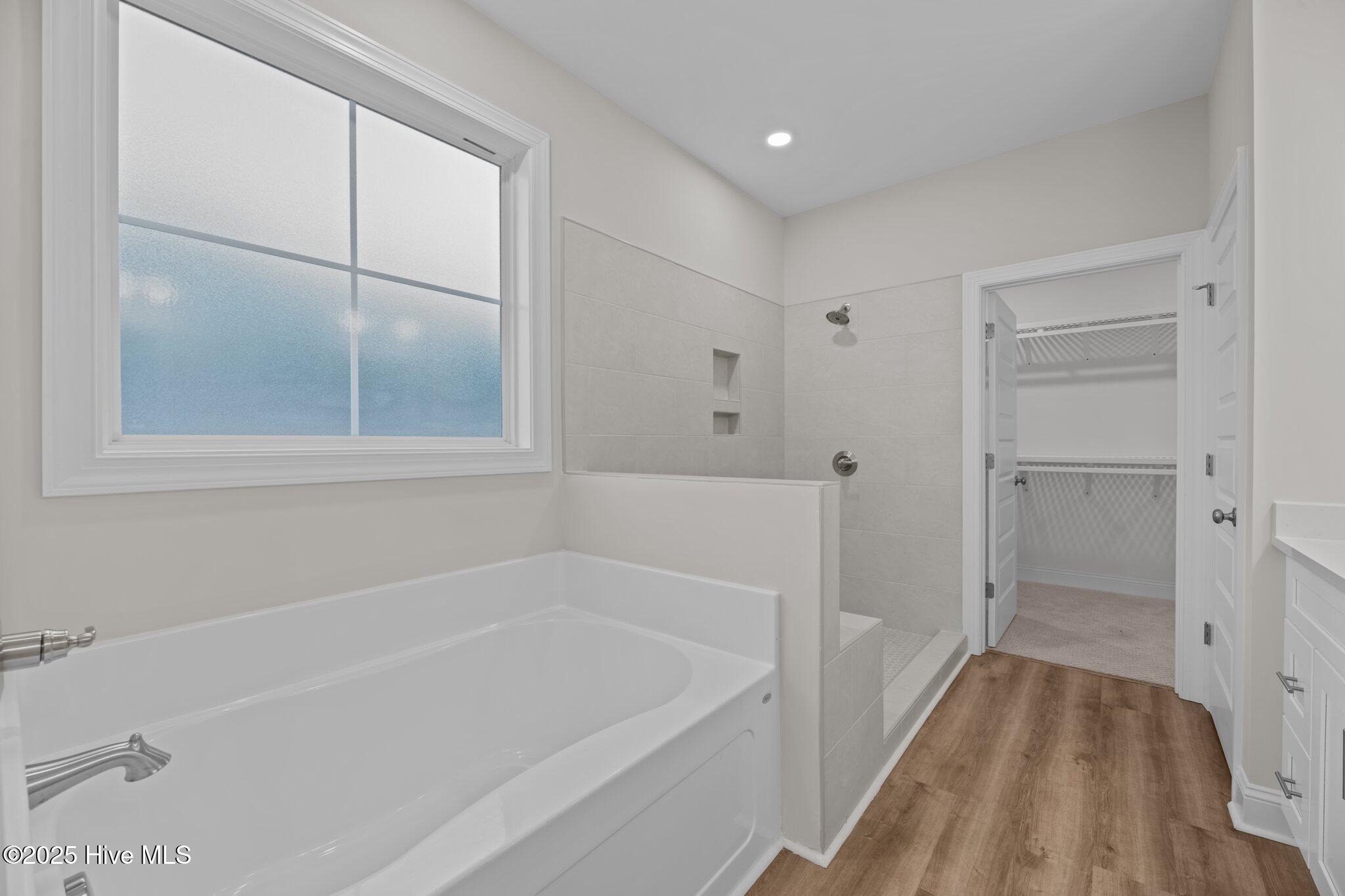 1009 Aston Way Property Photo 30