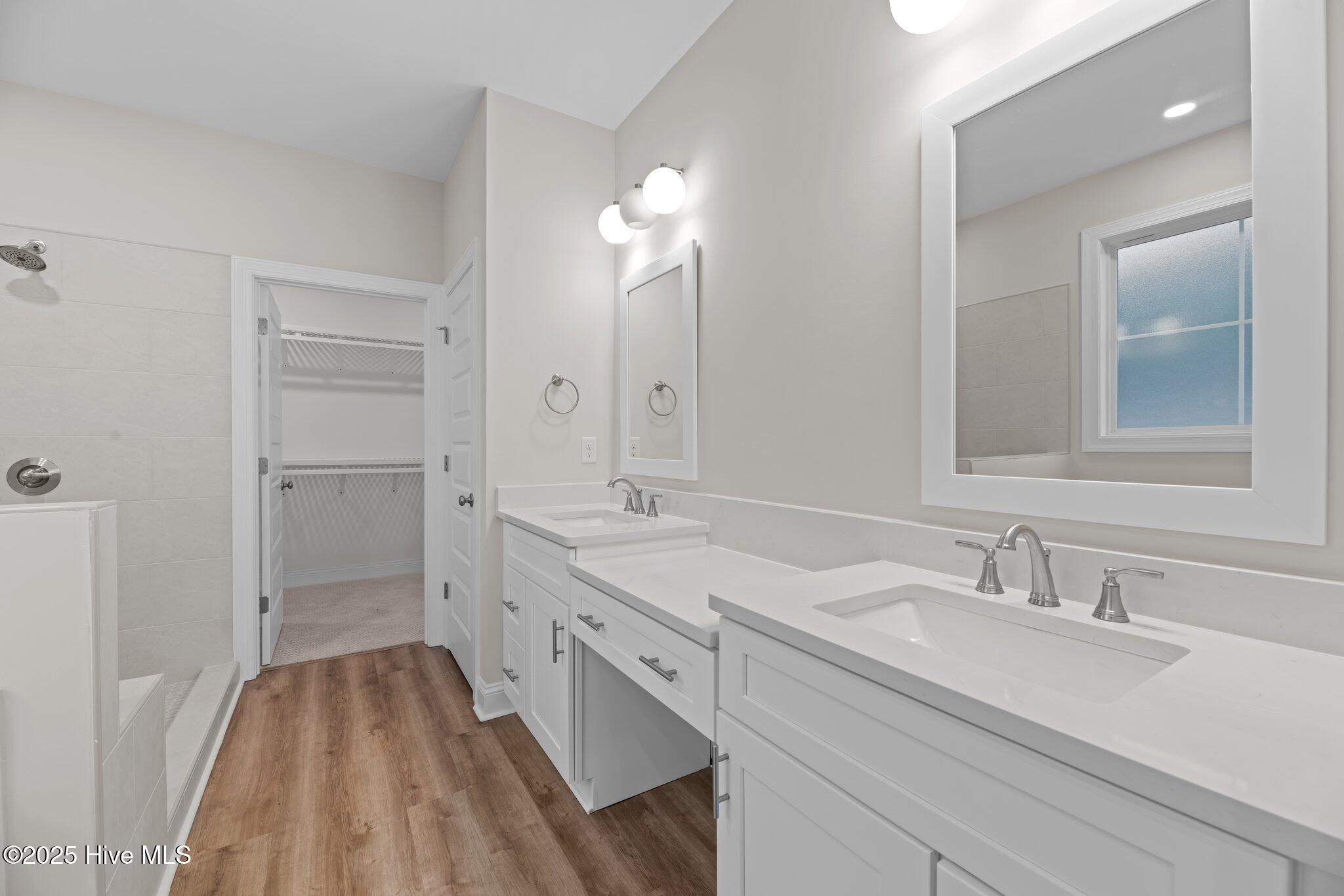 1009 Aston Way Property Photo 31