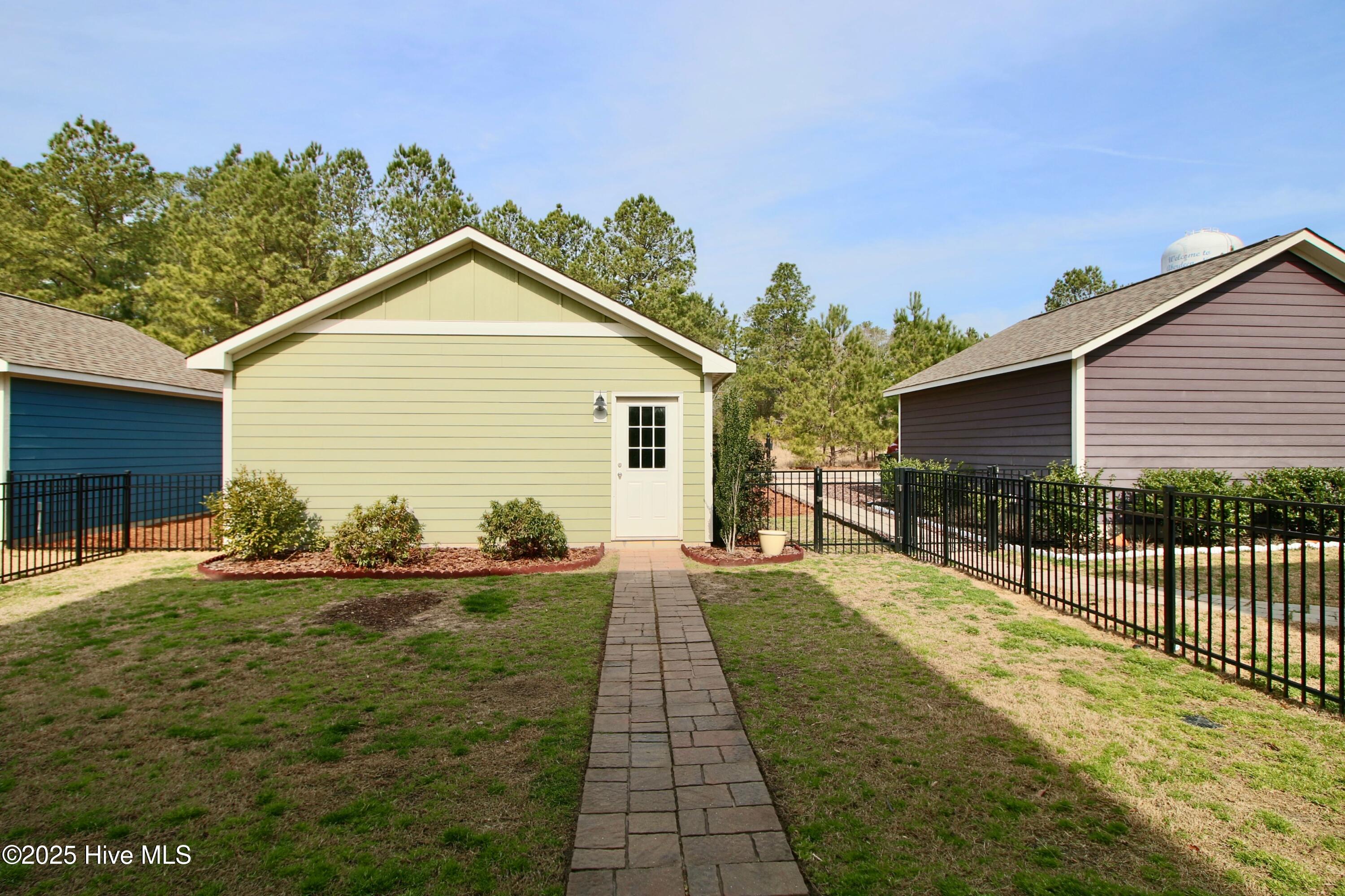 253 Legacy Lakes Way Property Photo 17