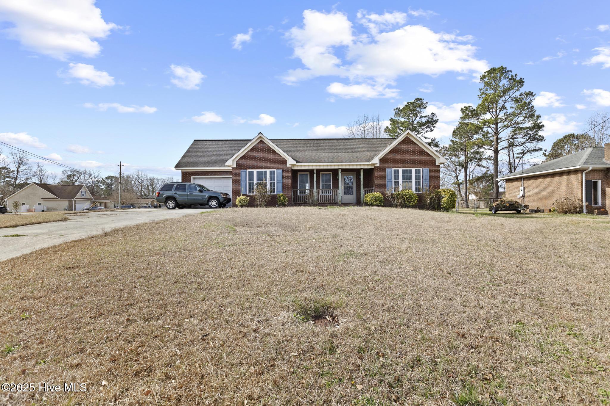 Colonial Hills Real Estate Listings Main Image