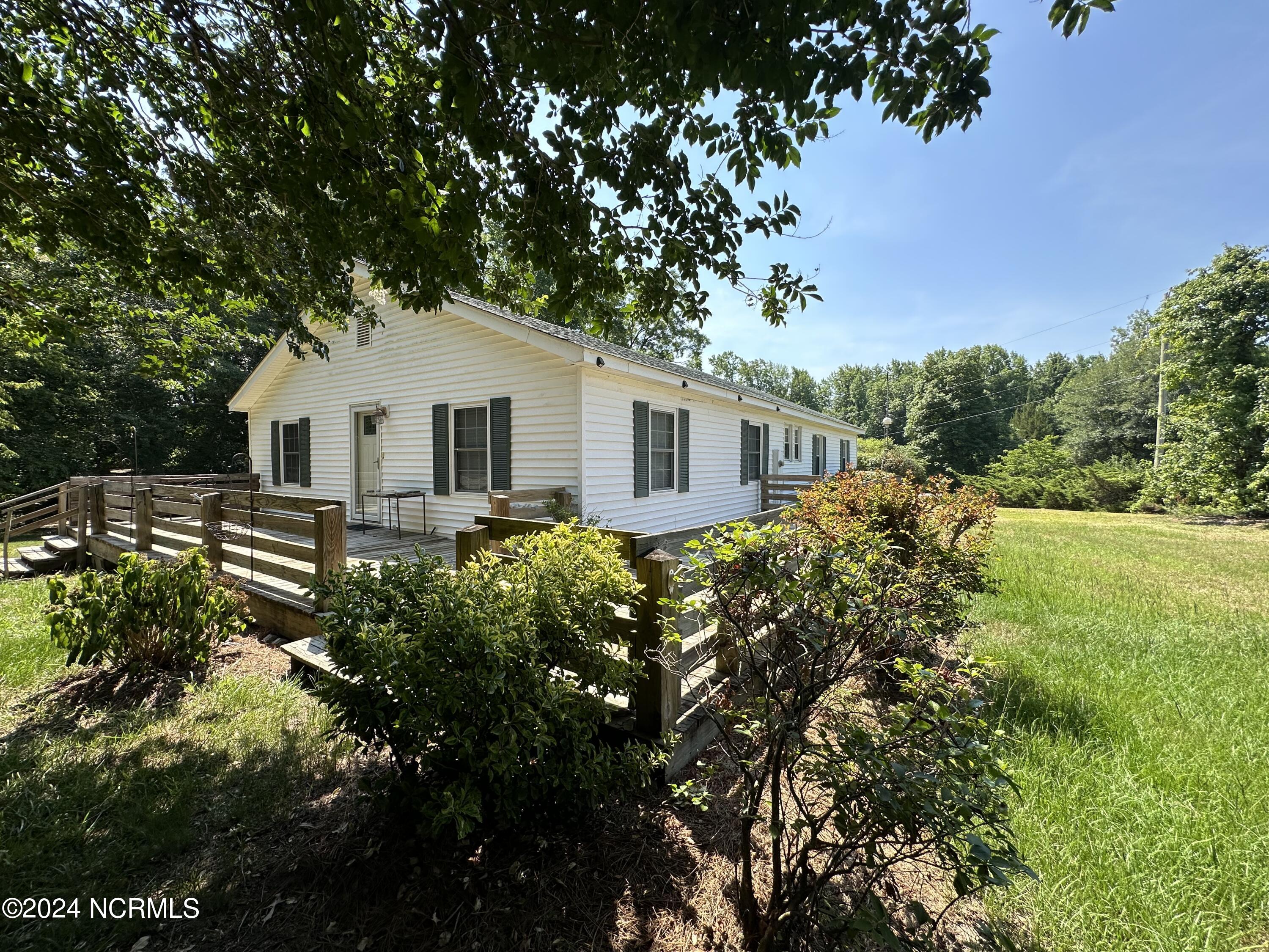 3947 Rountree Road Property Photo 2