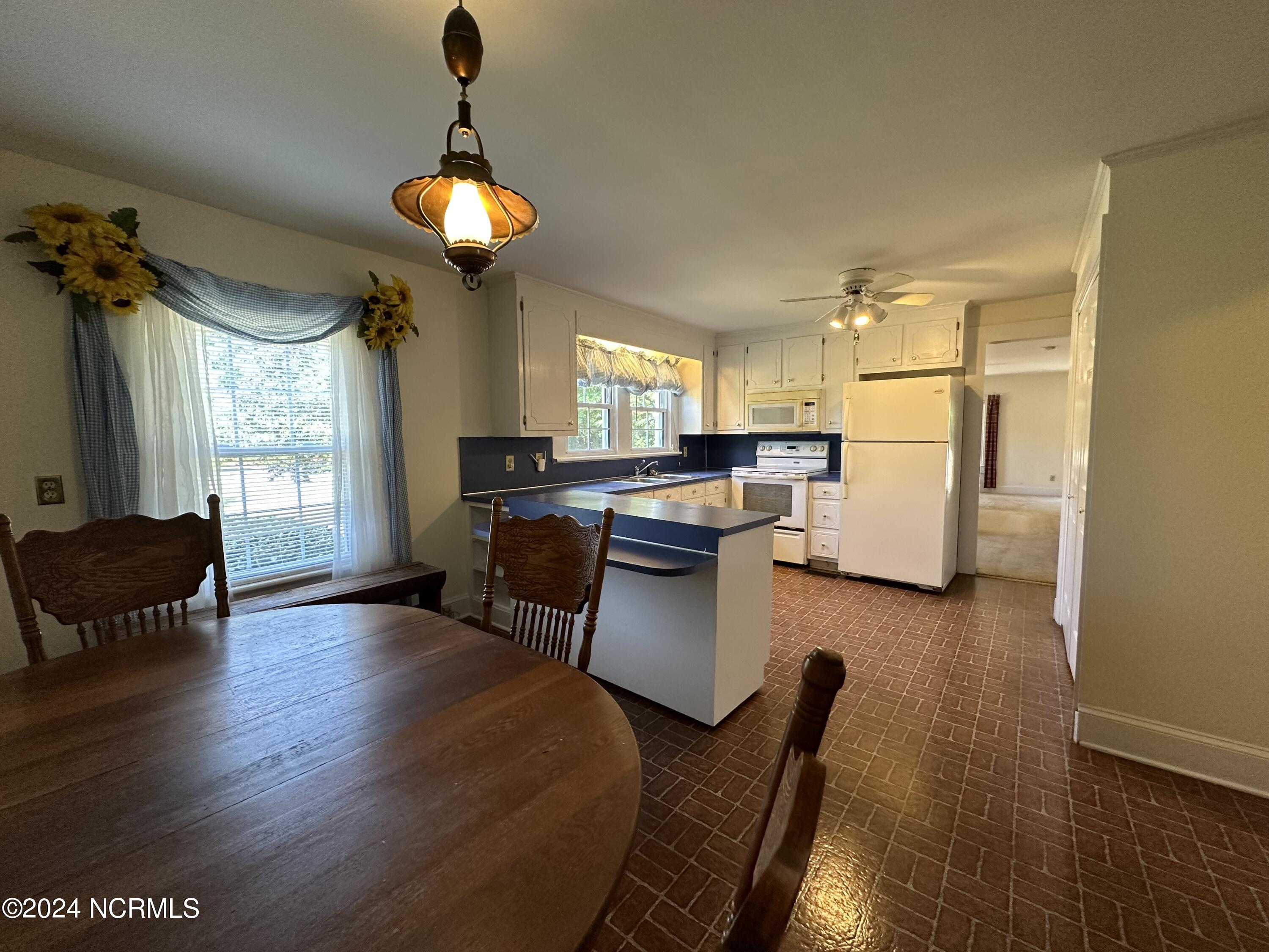 3947 Rountree Road Property Photo 12