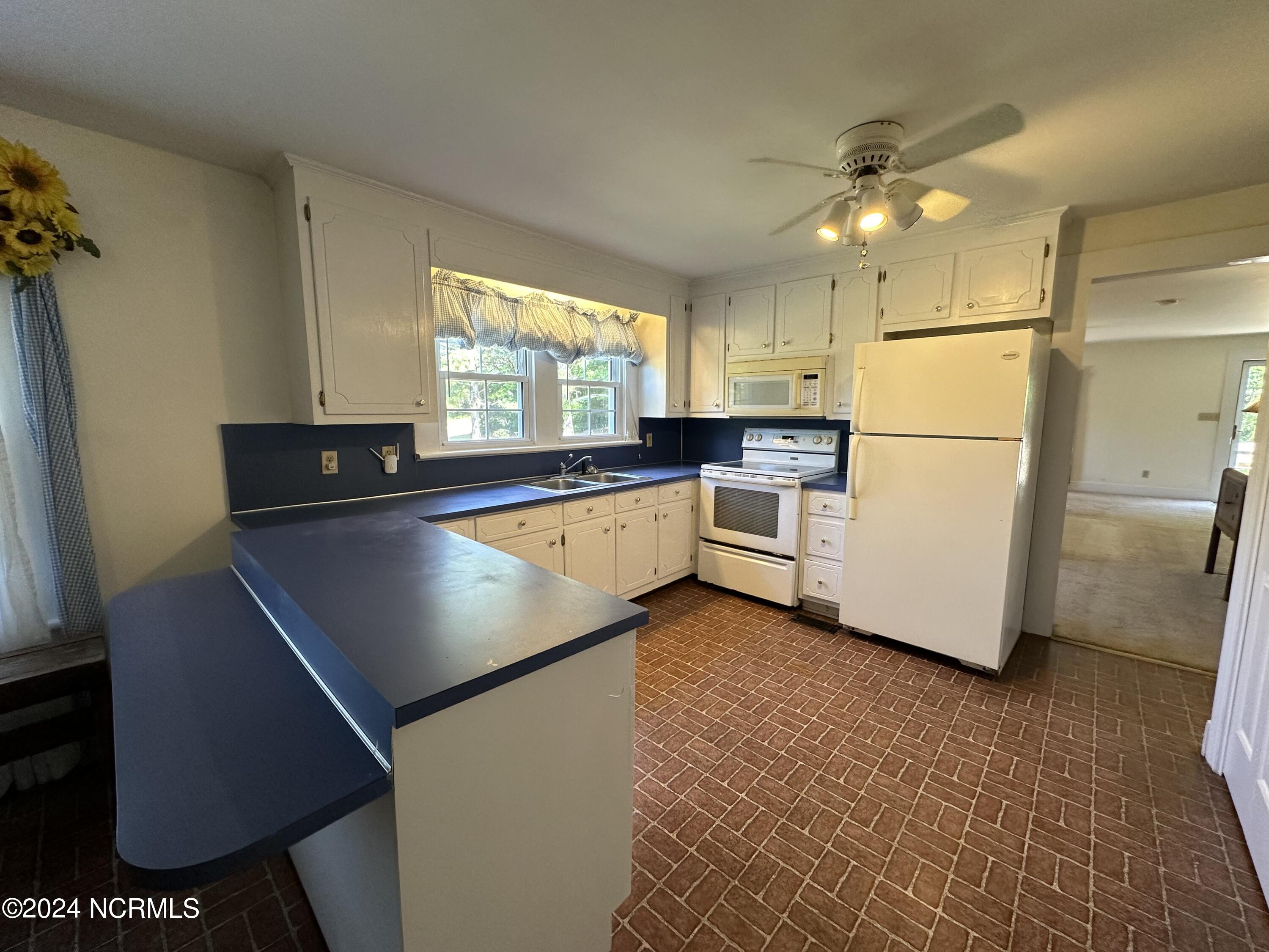 3947 Rountree Road Property Photo 13
