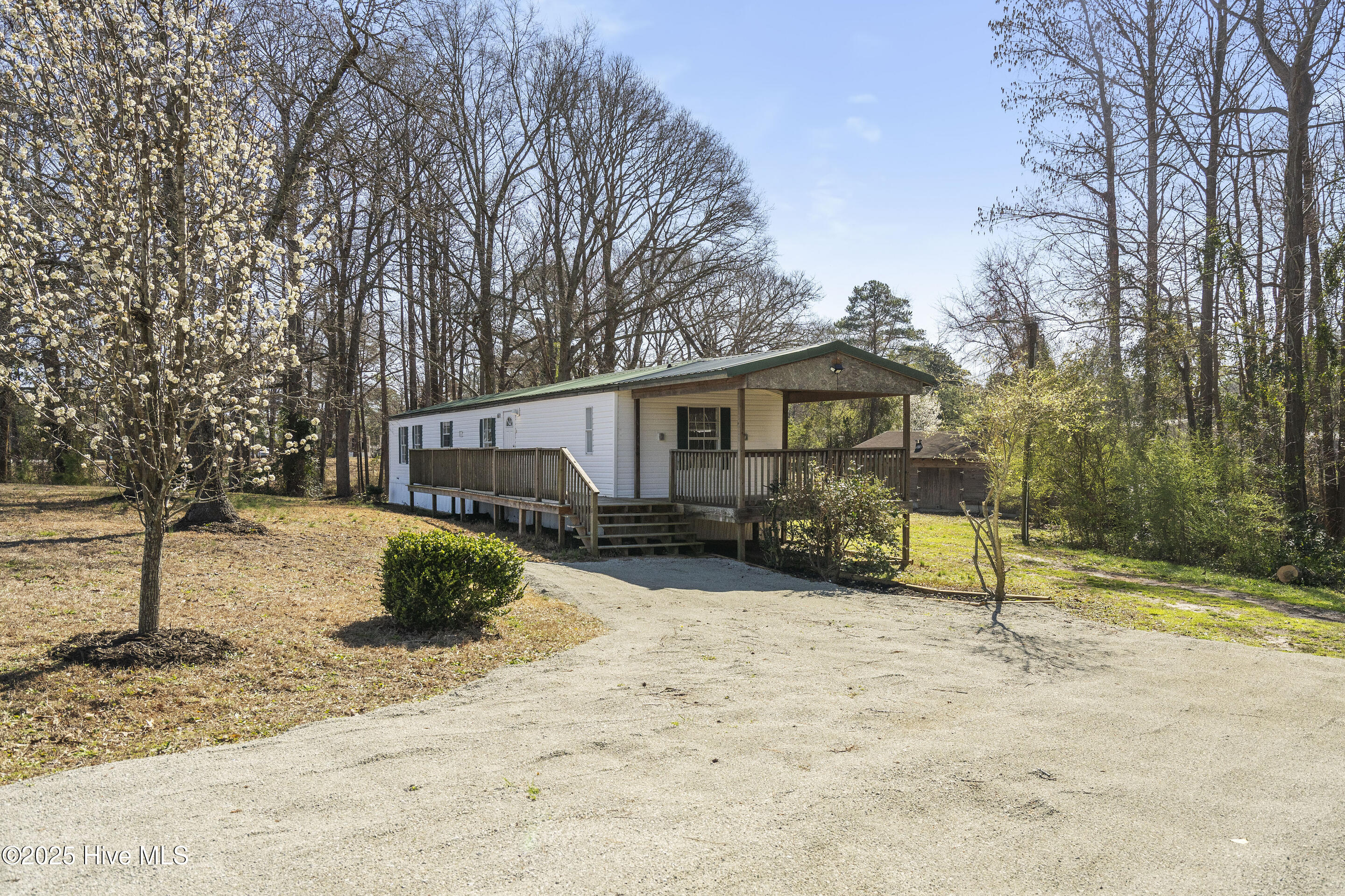 1971 Catherine Lake Road Property Photo