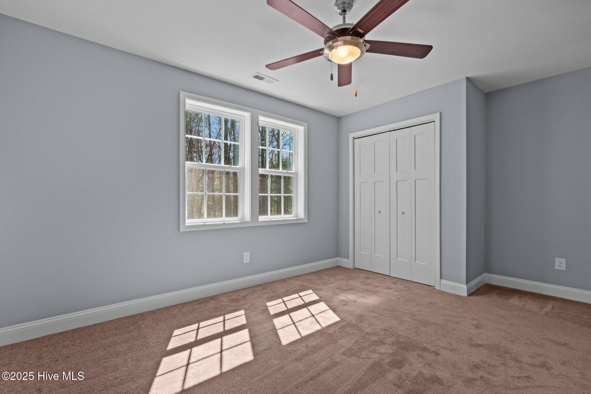 1051 Greenbriar Drive Property Photo 32