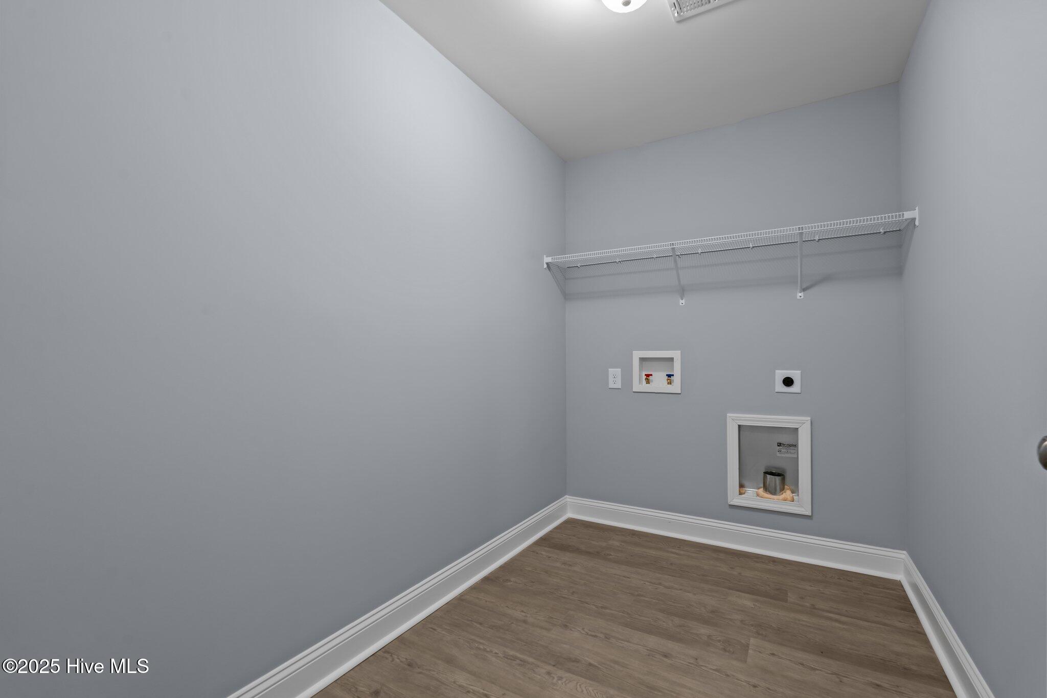1051 Greenbriar Drive Property Photo 33
