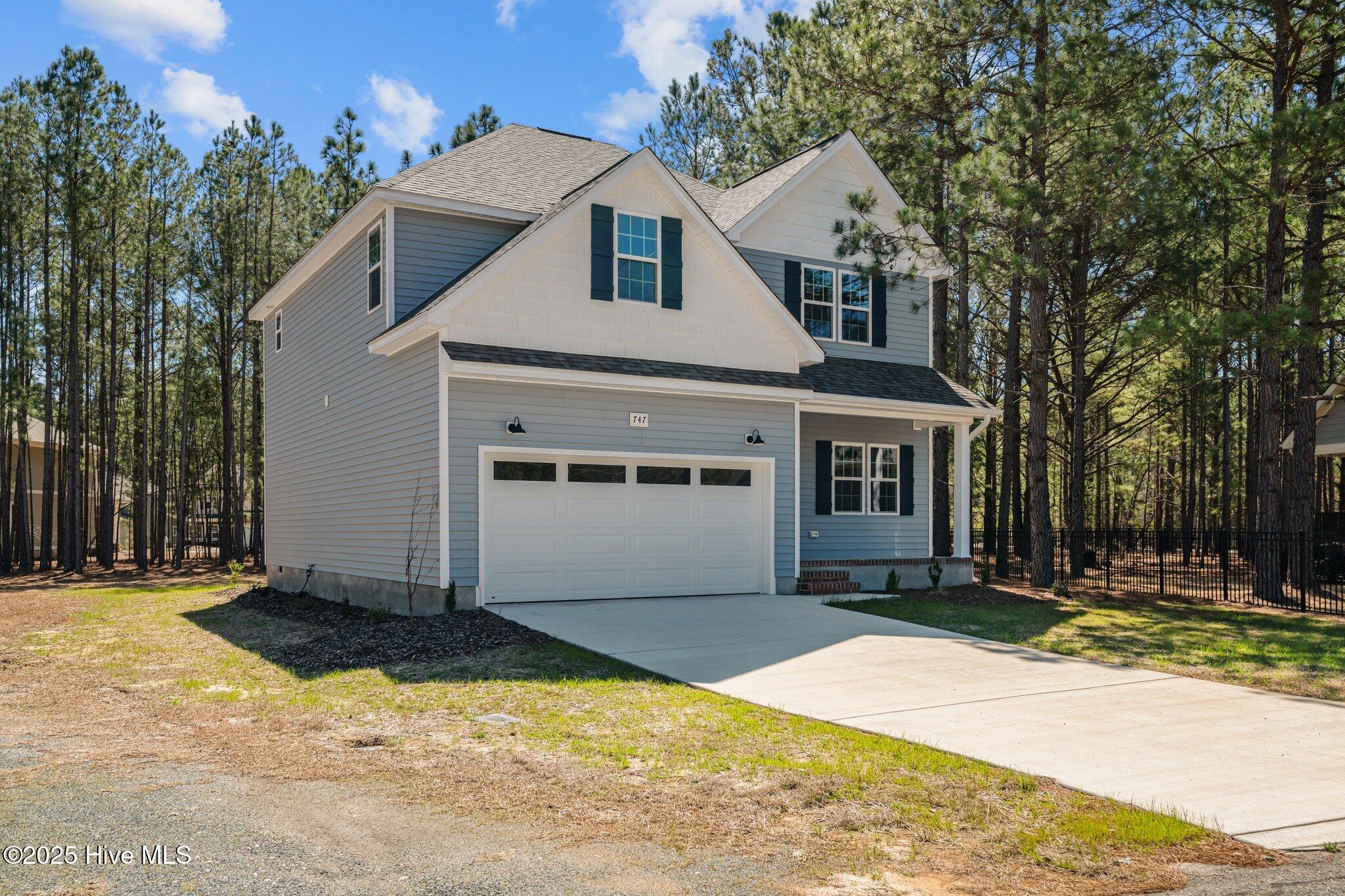 747 Warbler Place Property Photo 3