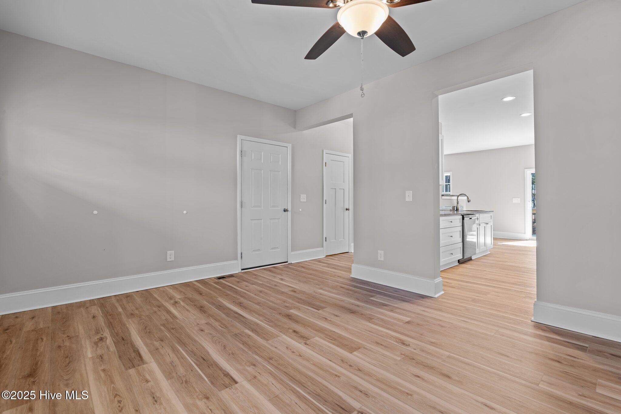 747 Warbler Place Property Photo 10