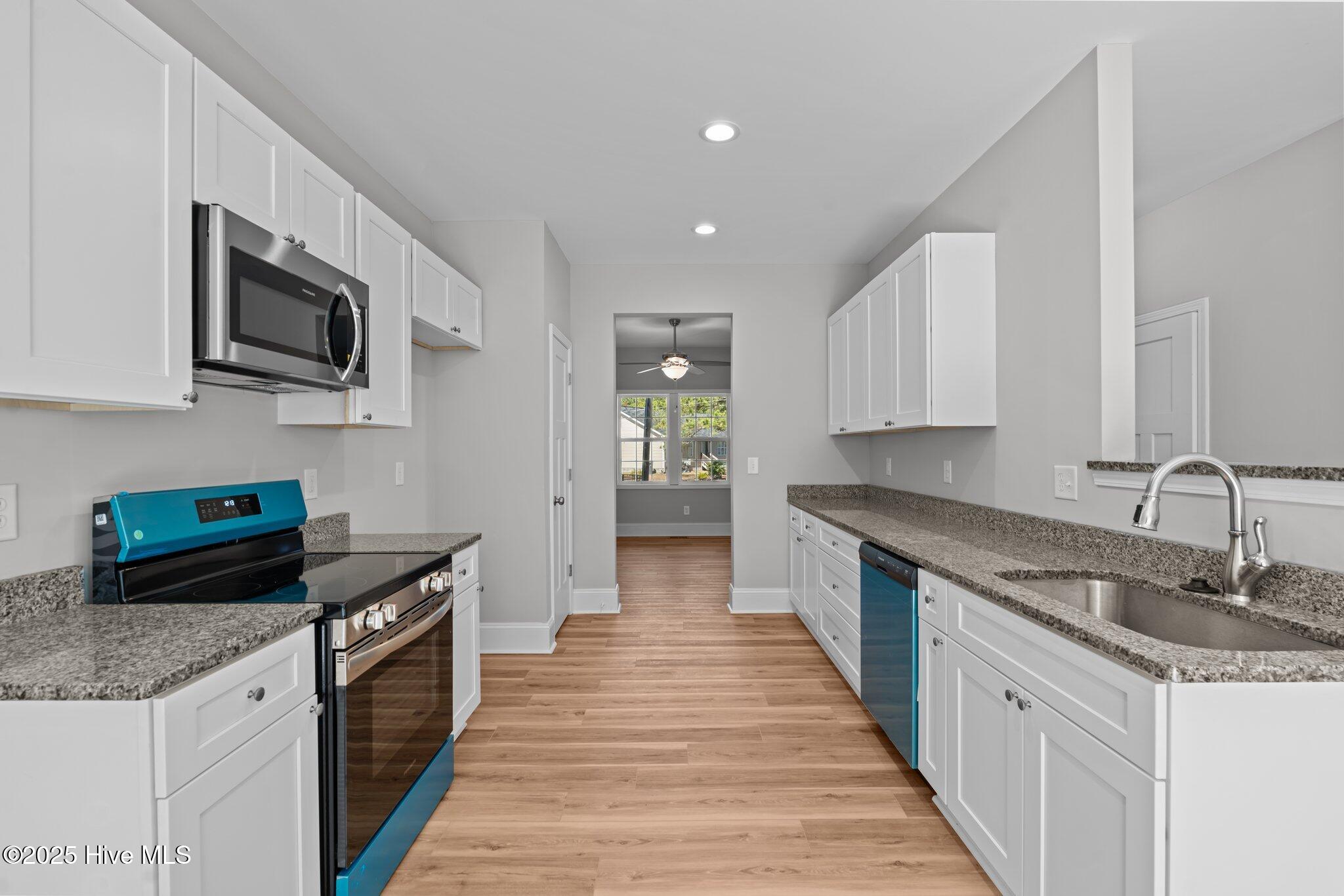 747 Warbler Place Property Photo 19