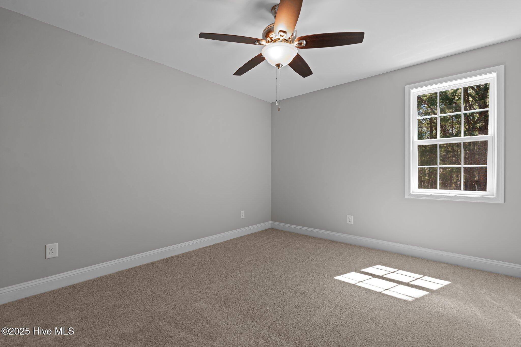 747 Warbler Place Property Photo 34