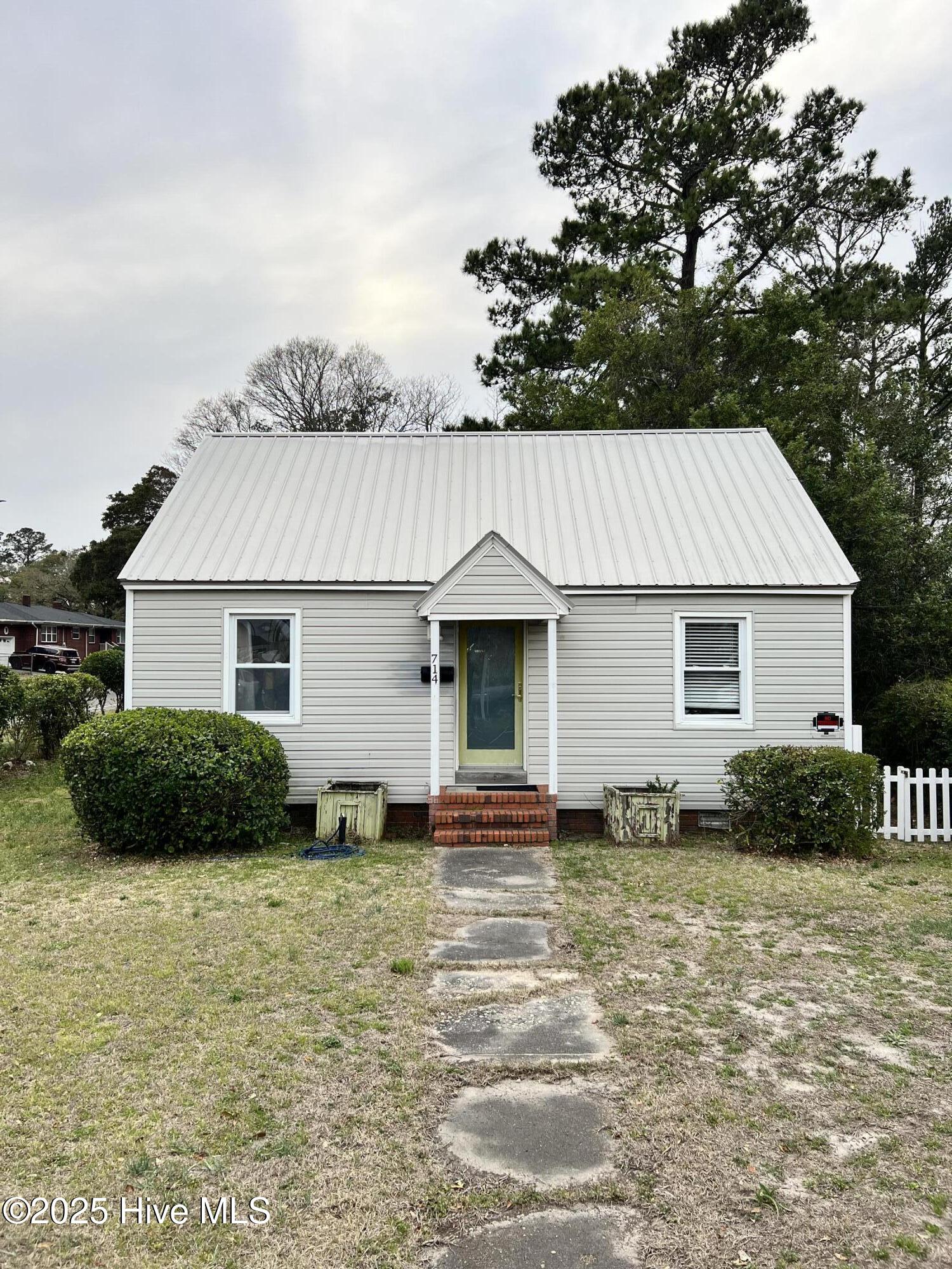714 S 16th Street Property Photo