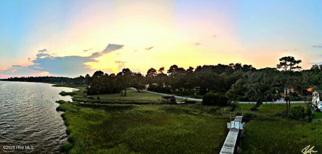 209 Shore Road Property Photo 4