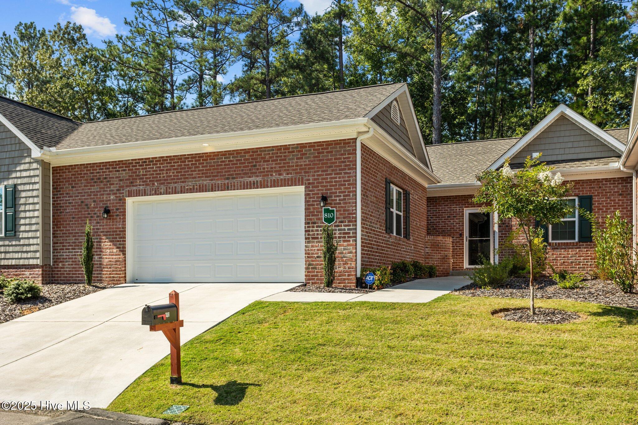 810 Lighthorse Circle Property Photo 3