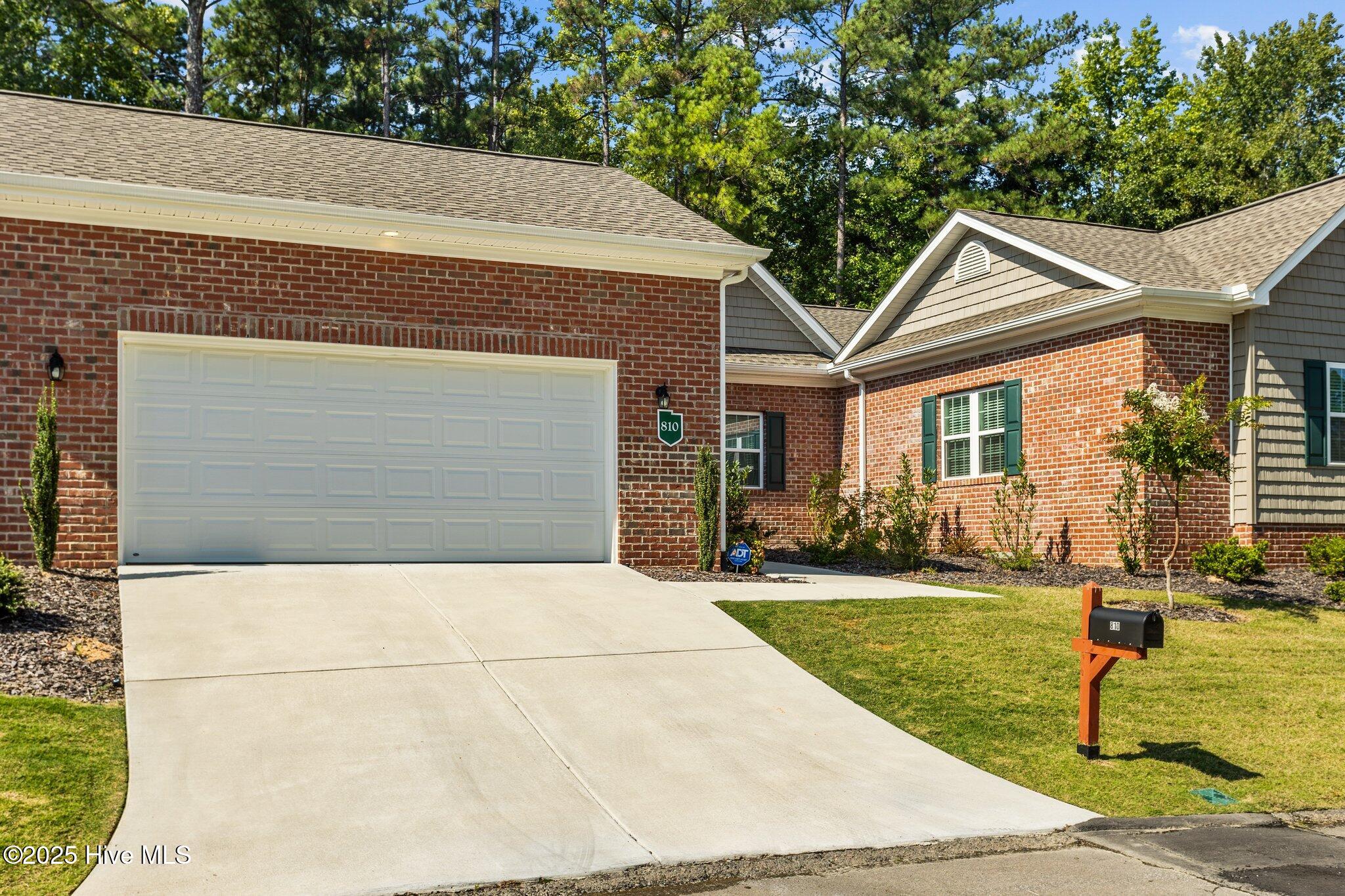 810 Lighthorse Circle Property Photo 4