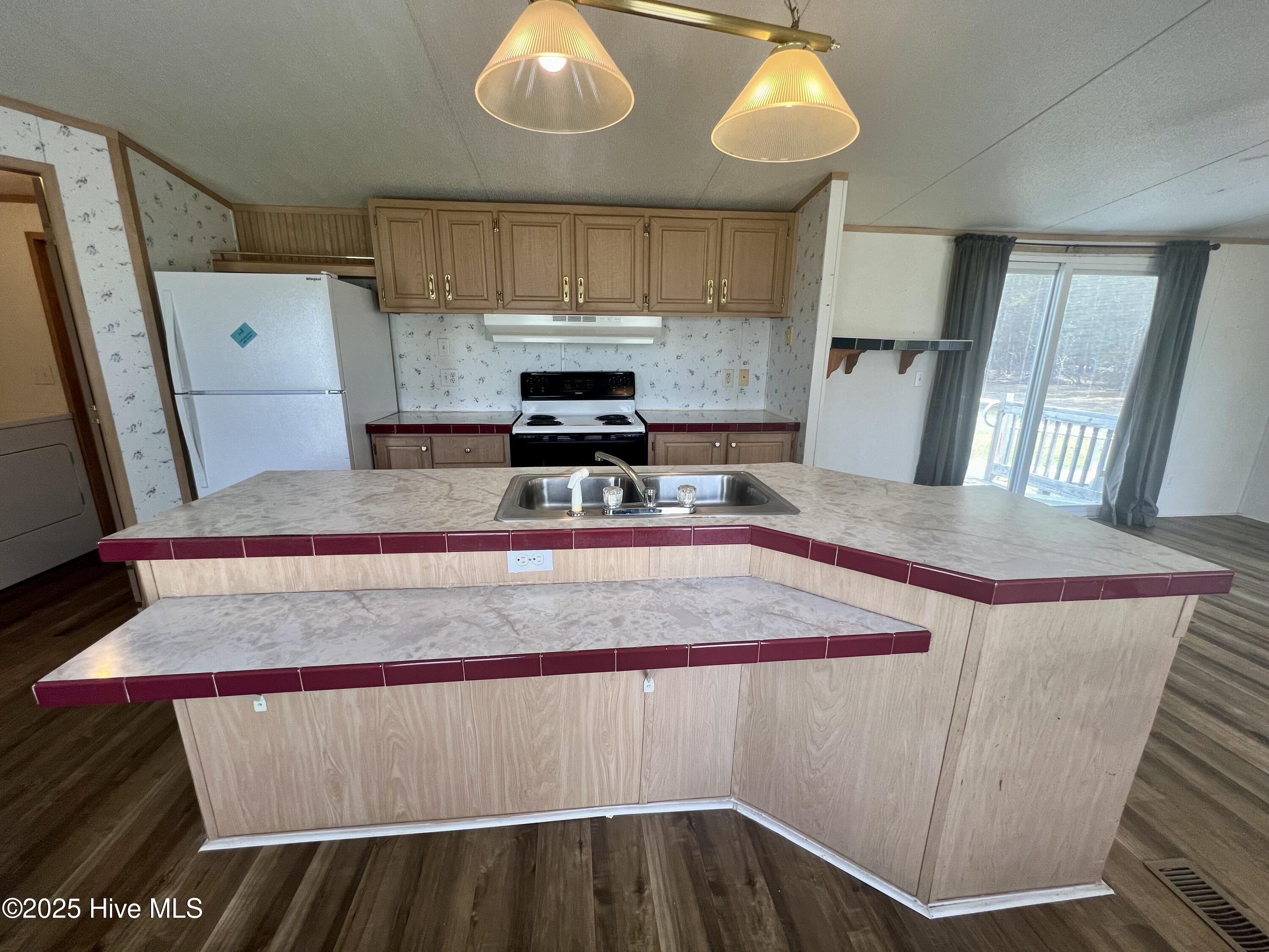3978 E Nc-222 Highway Property Photo 8