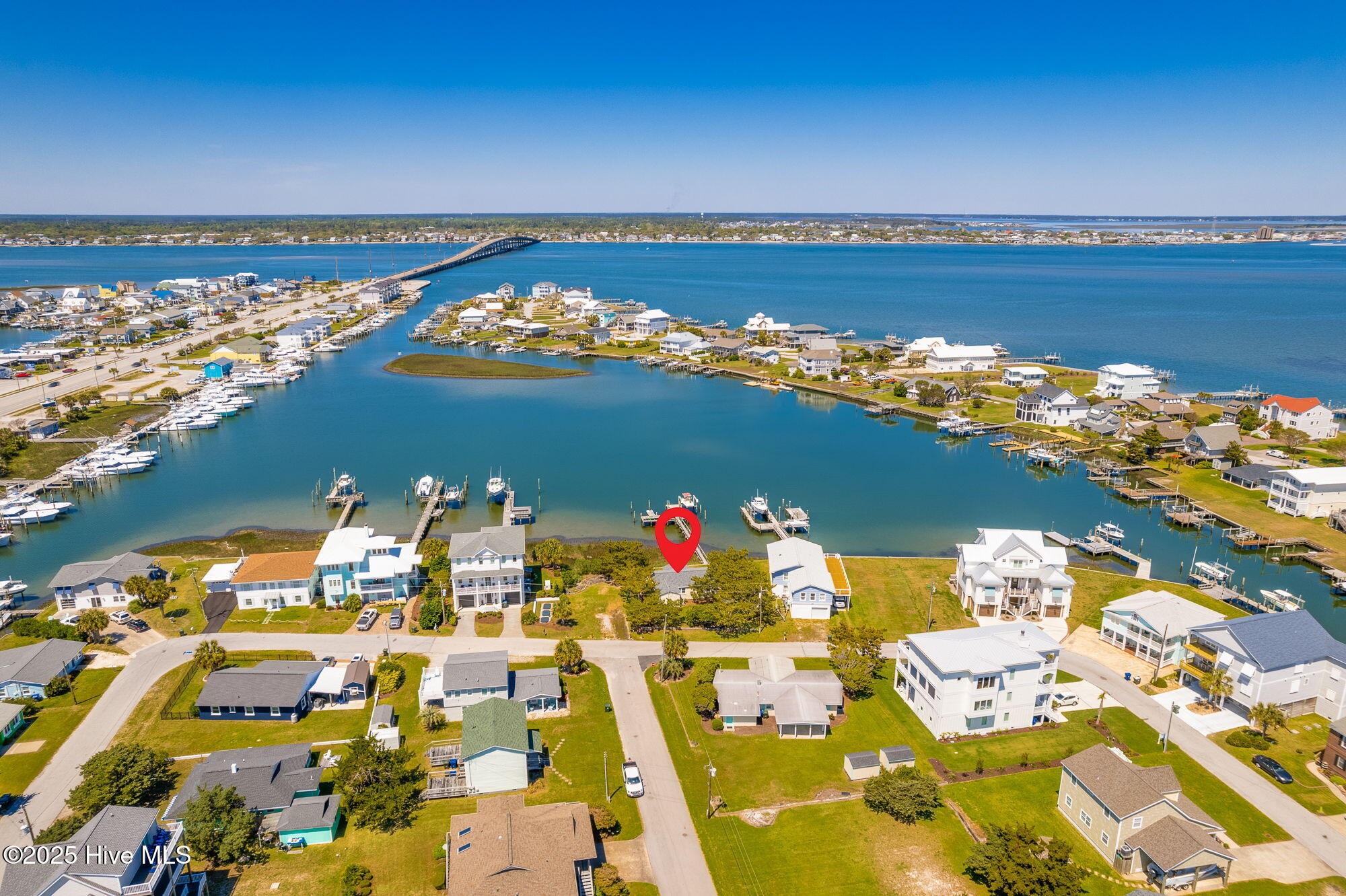 201 Shore Drive Property Photo