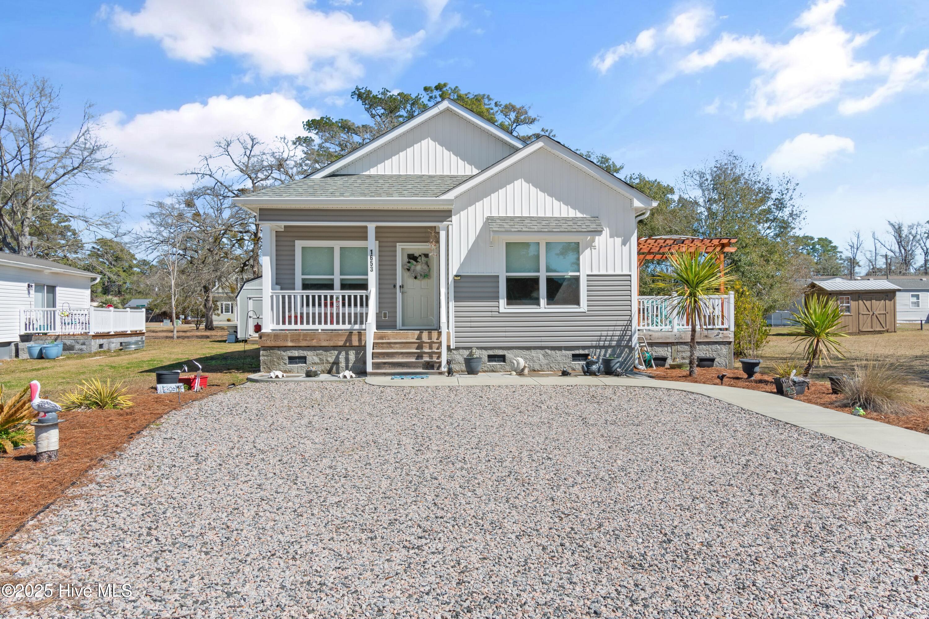 1653 Mockingbird Lane Property Photo