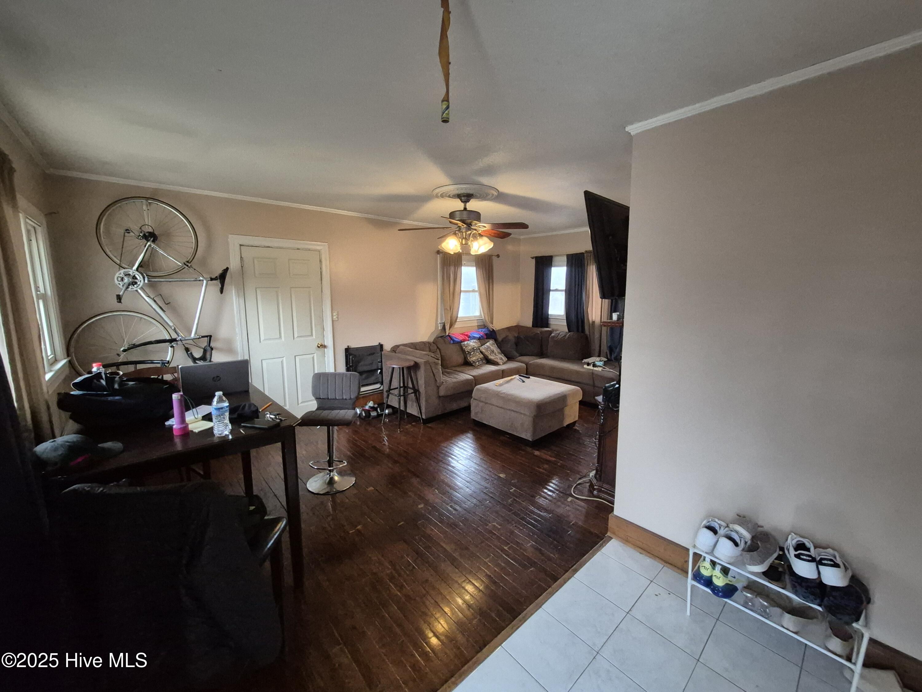 100 Miller Street Property Photo 7