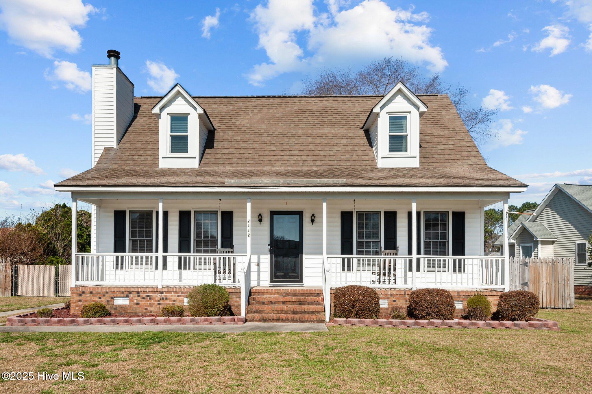 2112 Cameron Court Property Photo