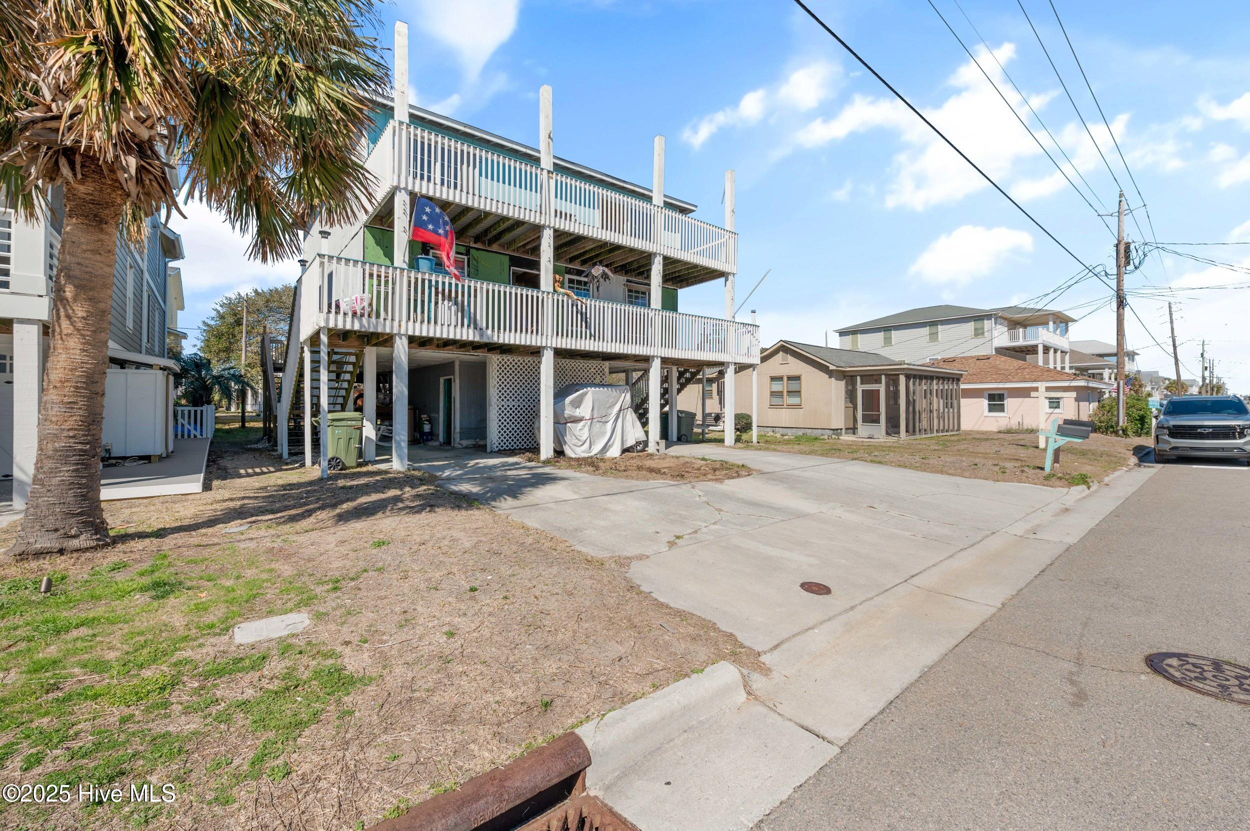 414 Fort Fisher Boulevard Property Photo