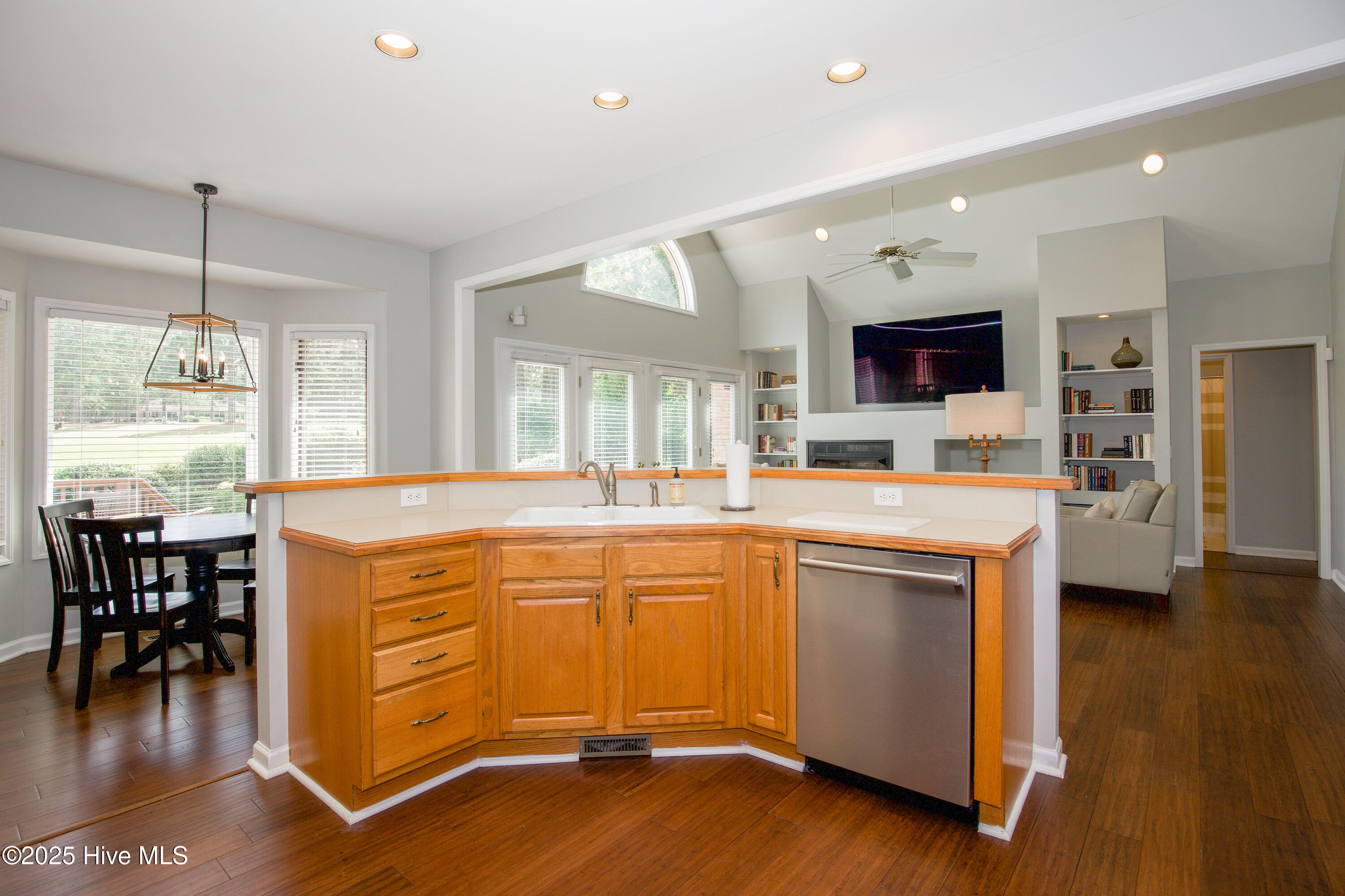 221 Juniper Creek Boulevard Property Photo 20