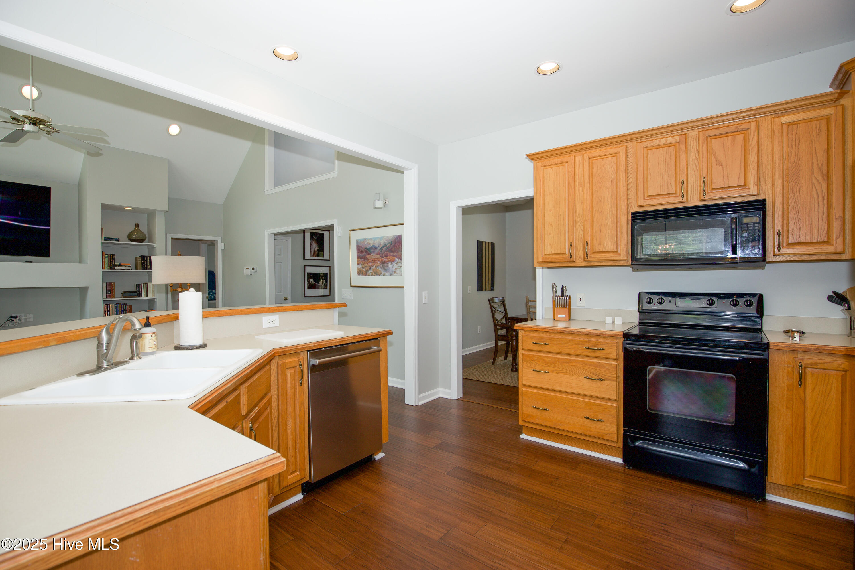 221 Juniper Creek Boulevard Property Photo 21