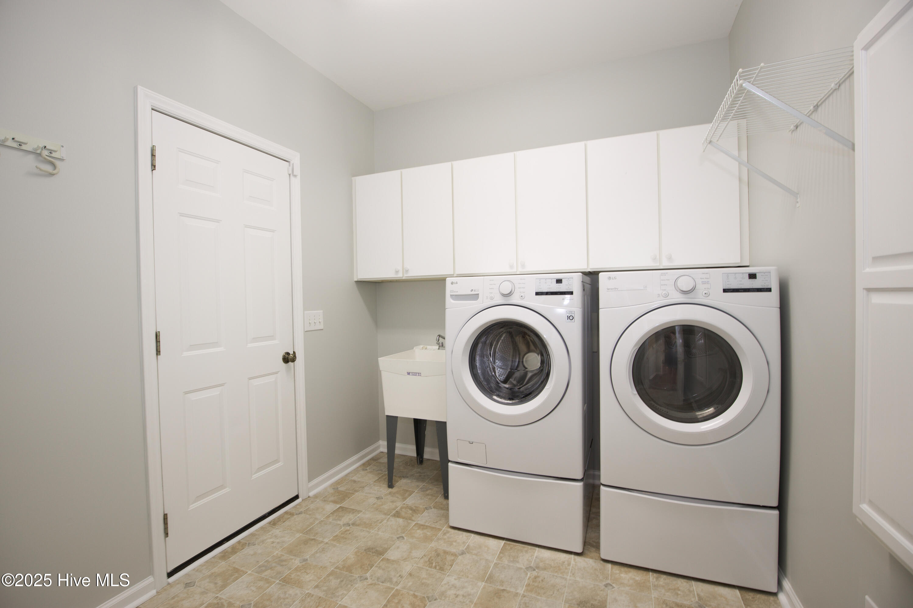 221 Juniper Creek Boulevard Property Photo 26