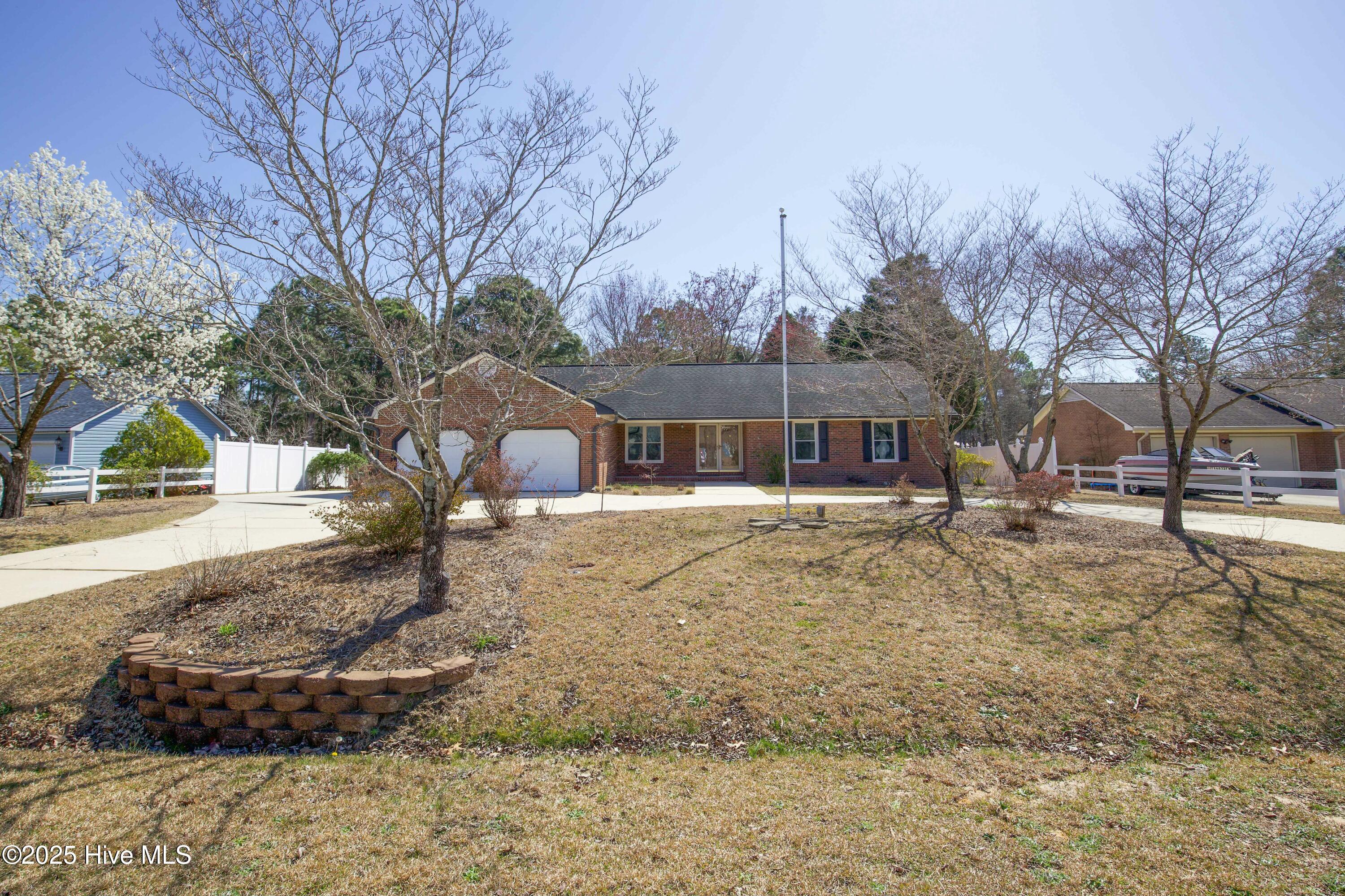 Pine Forest Real Estate Listings Main Image