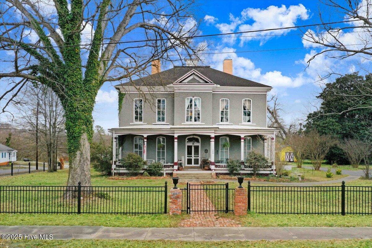 300 S William Street Property Photo
