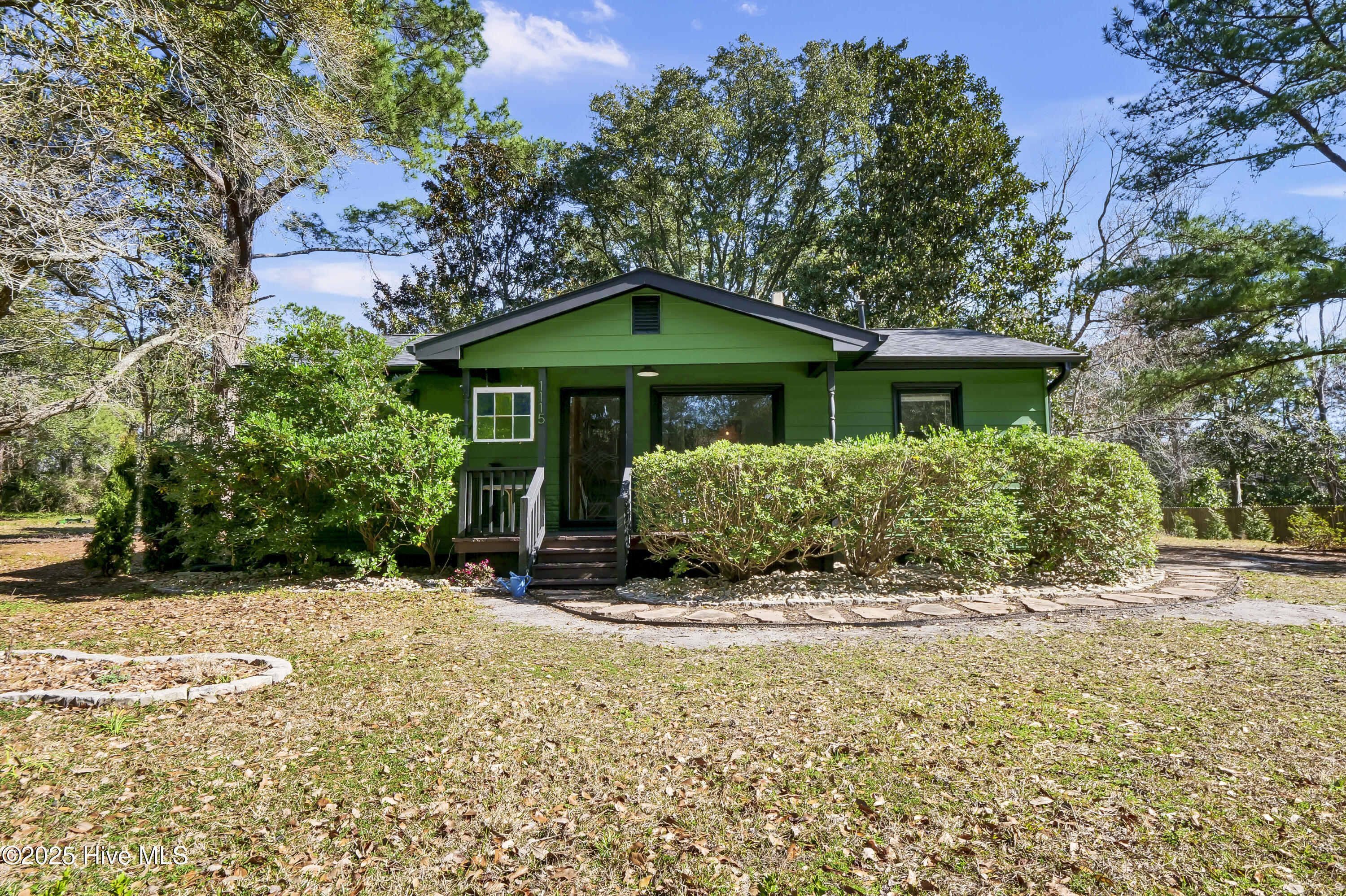 1115 Davis Sound Lane Property Photo