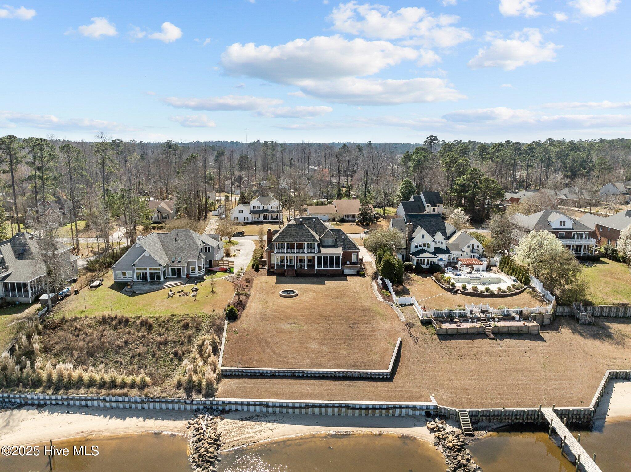 226 Drake Landing Property Photo 67
