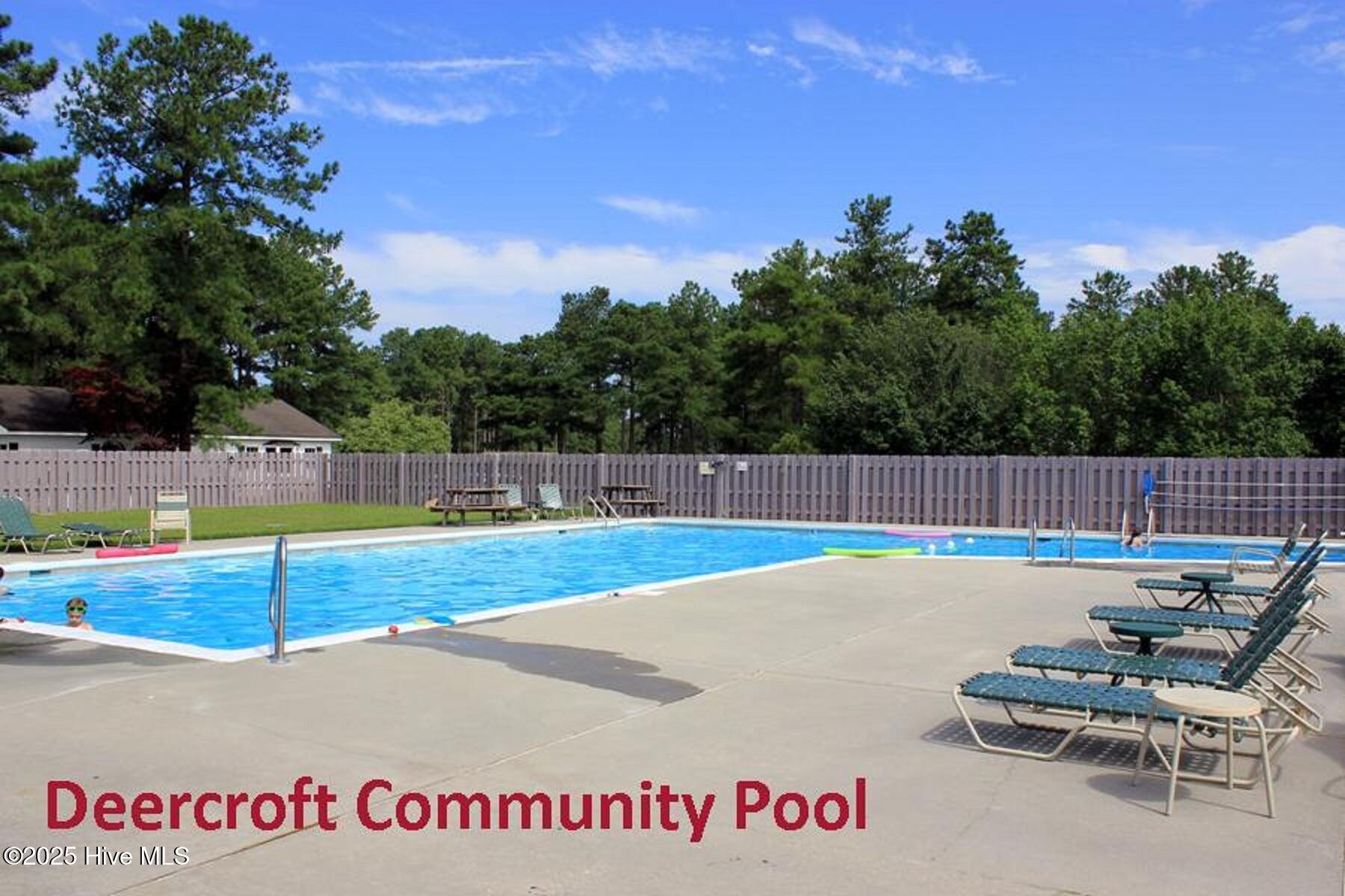 30 Forest Fern Court Property Photo 12