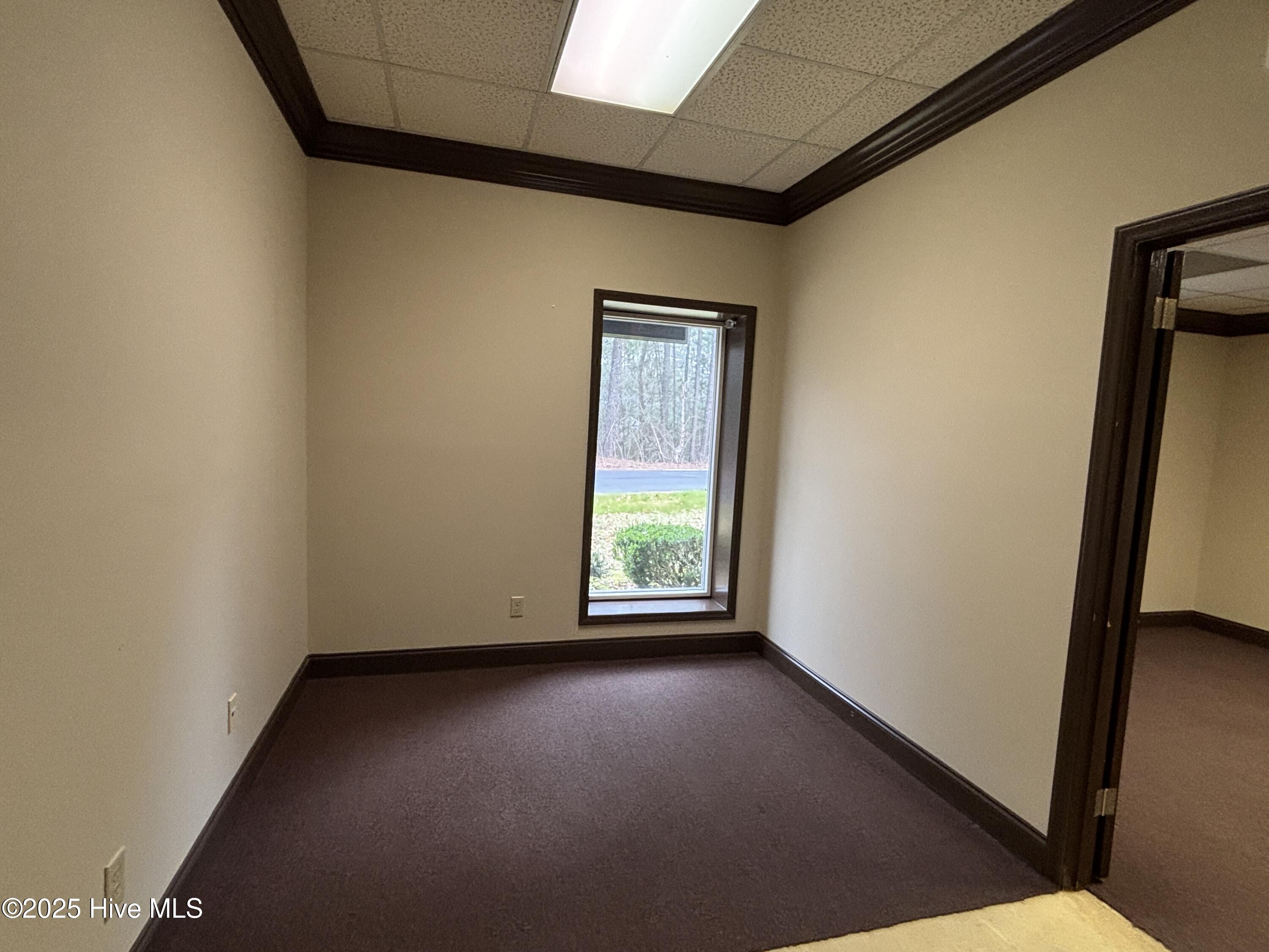 655 Se Broad Street Property Photo 11