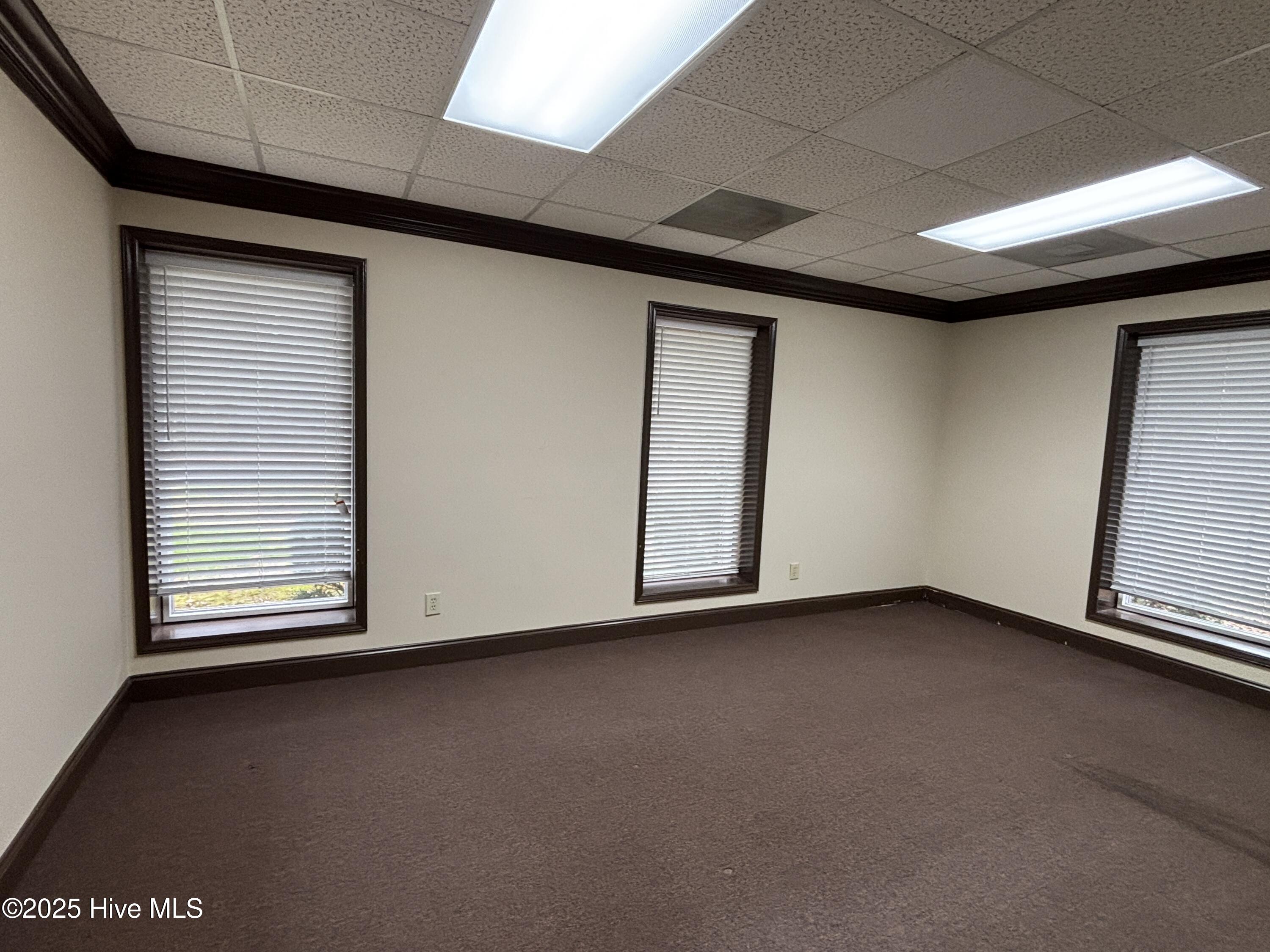 655 Se Broad Street Property Photo 13