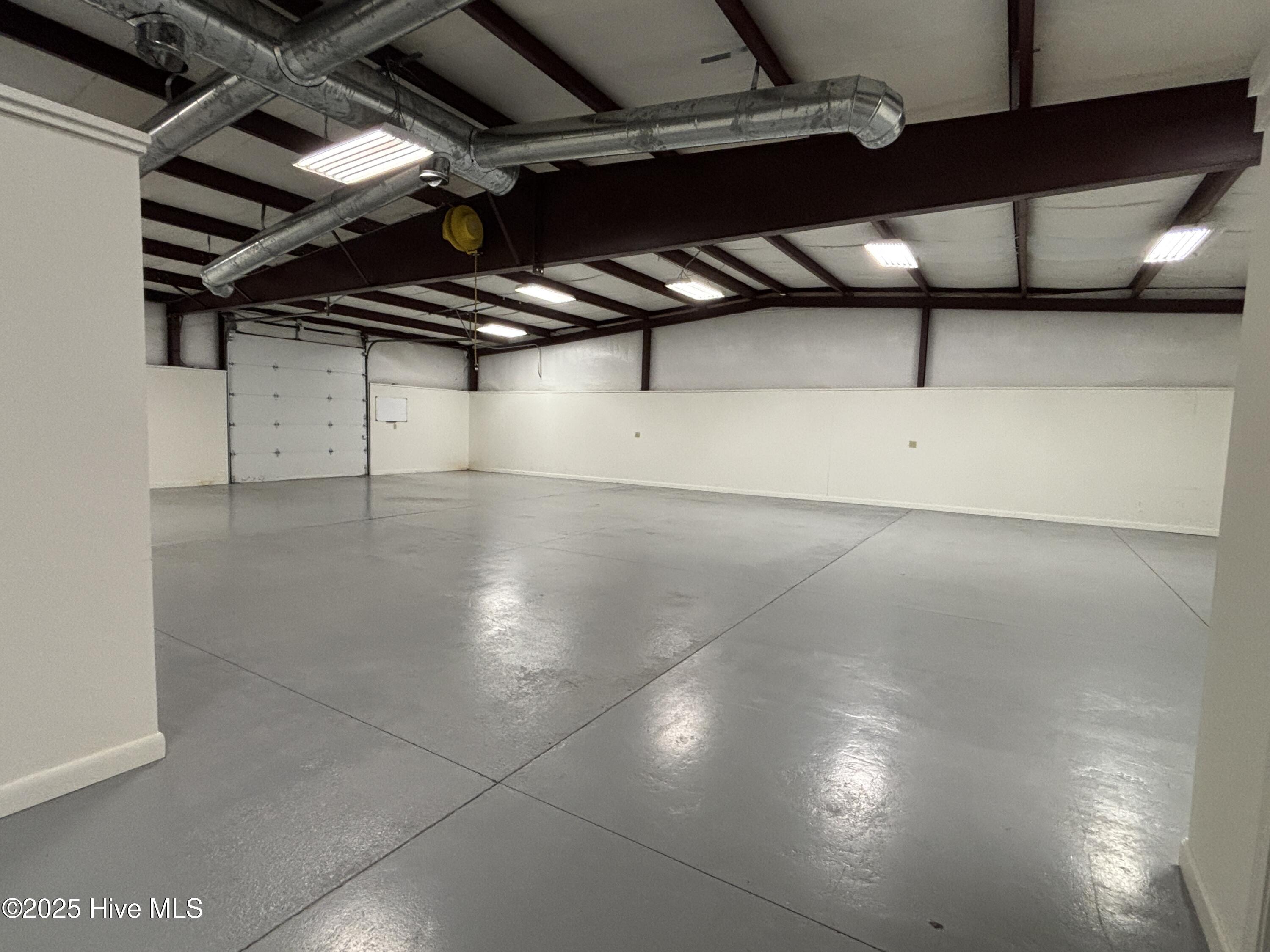 655 Se Broad Street Property Photo 19
