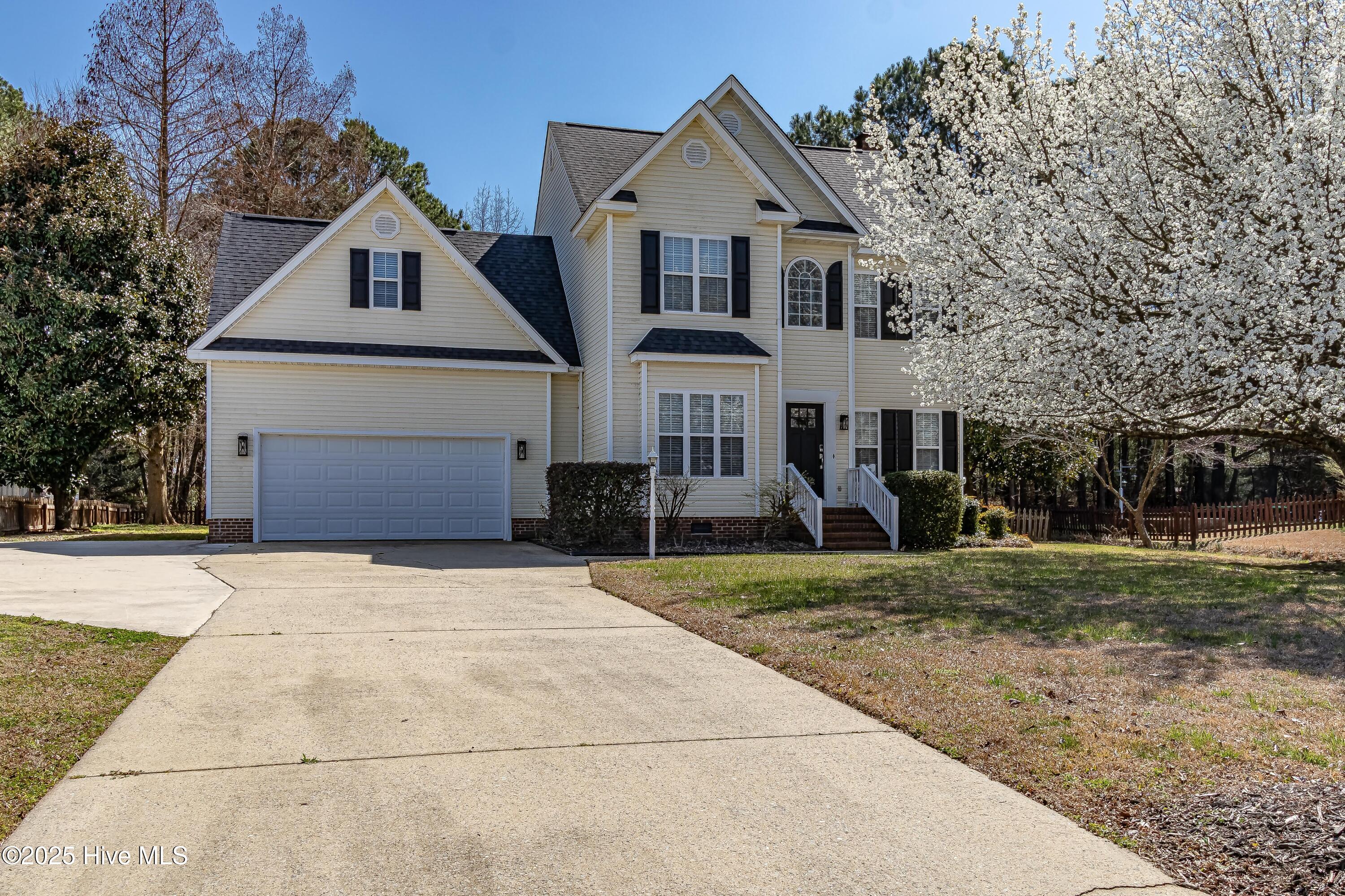 619 E Raintree Lane Property Photo
