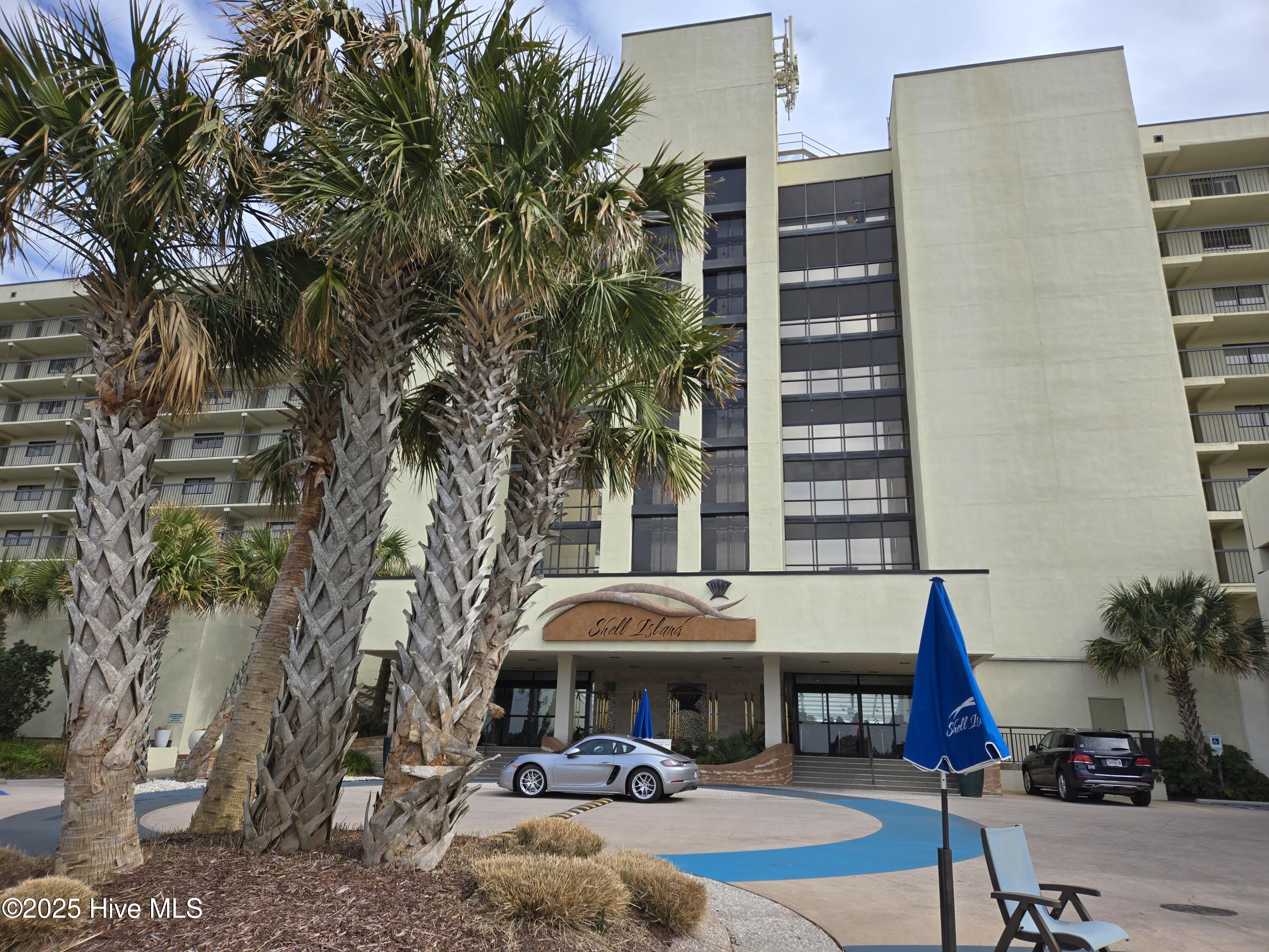 2700 N Lumina Avenue Unit 716 Property Photo