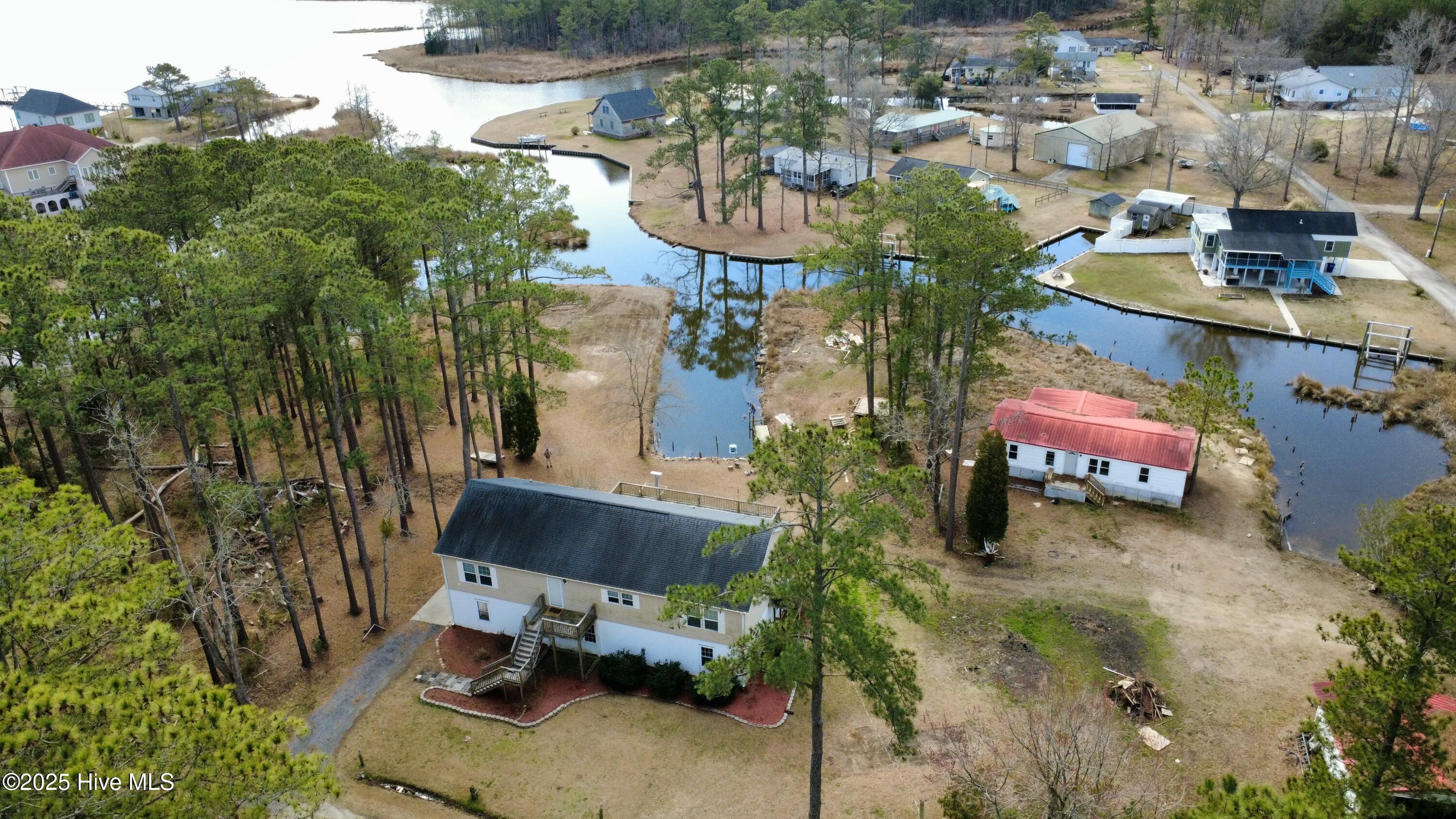 121 Hideaway Road Property Photo