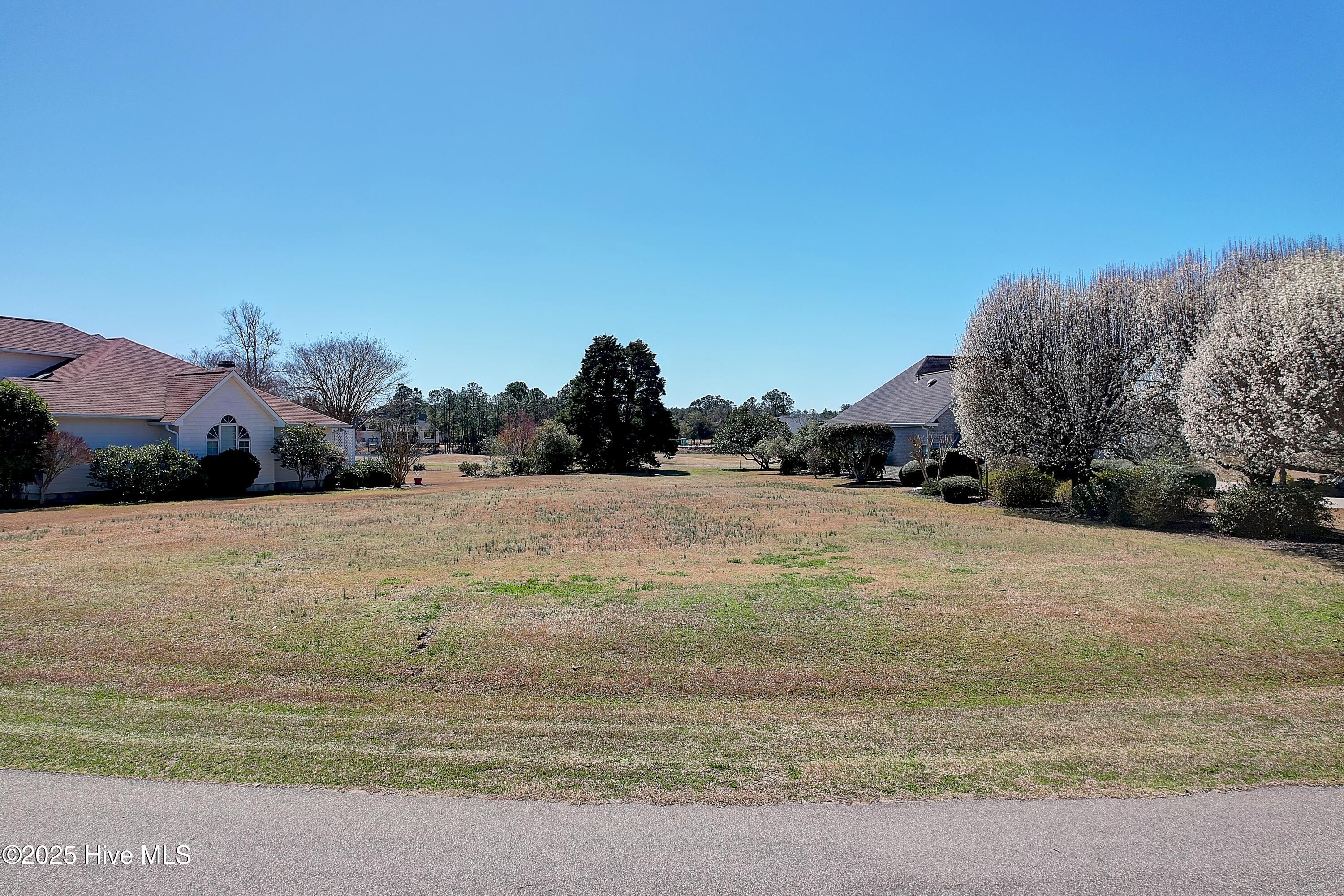 2891 E Lakeview Drive Property Photo