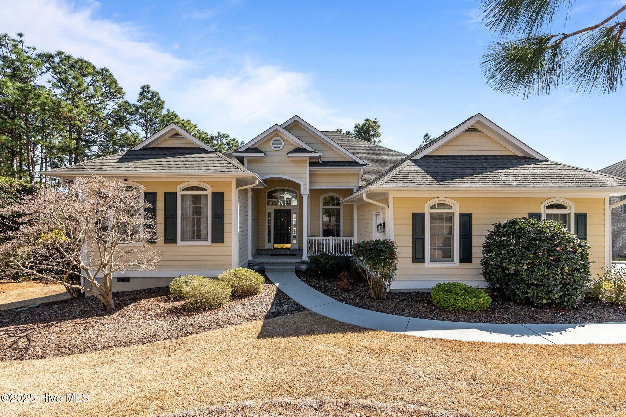 124 Steeplechase Way Property Photo