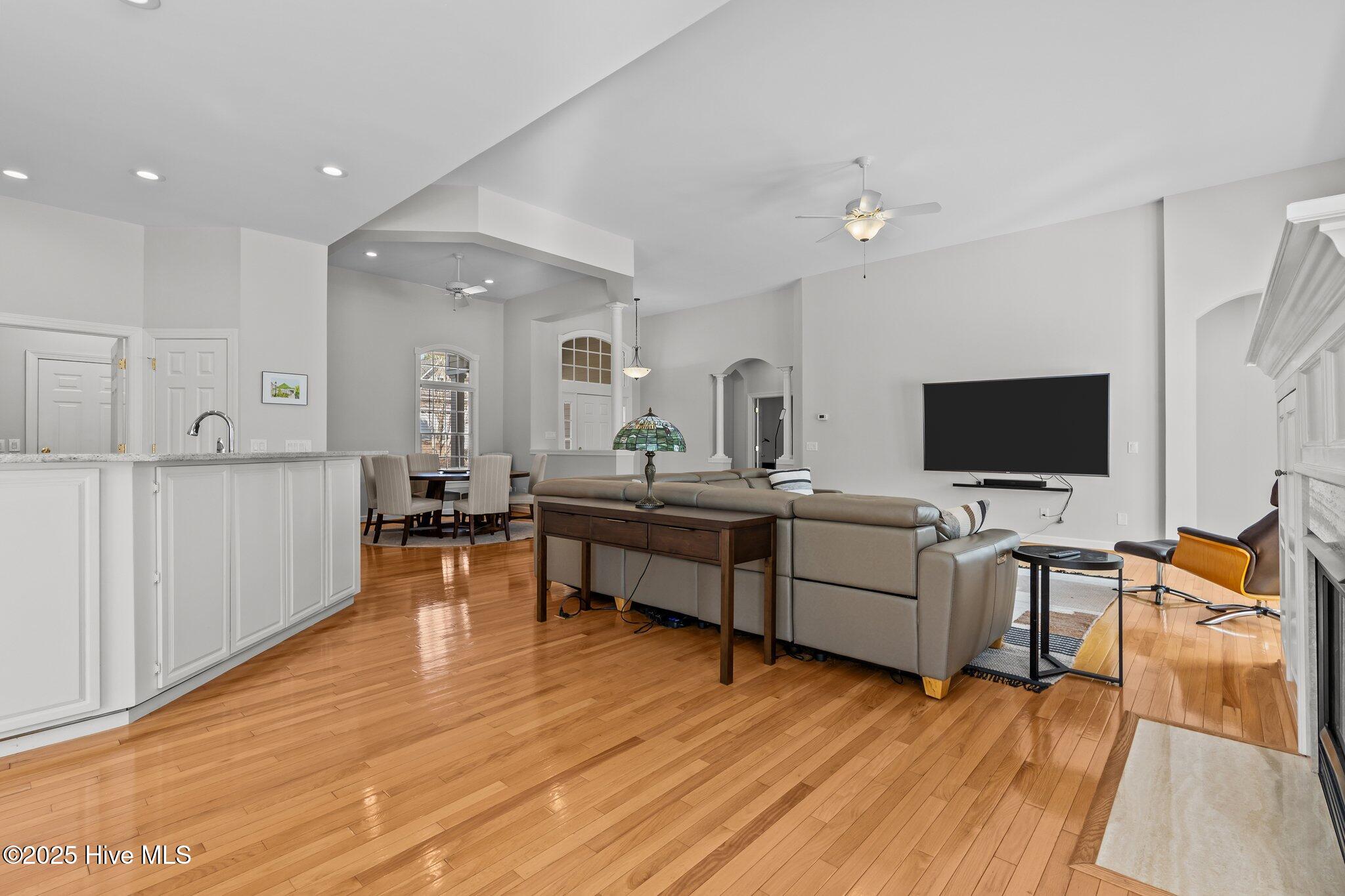 124 Steeplechase Way Property Photo 16