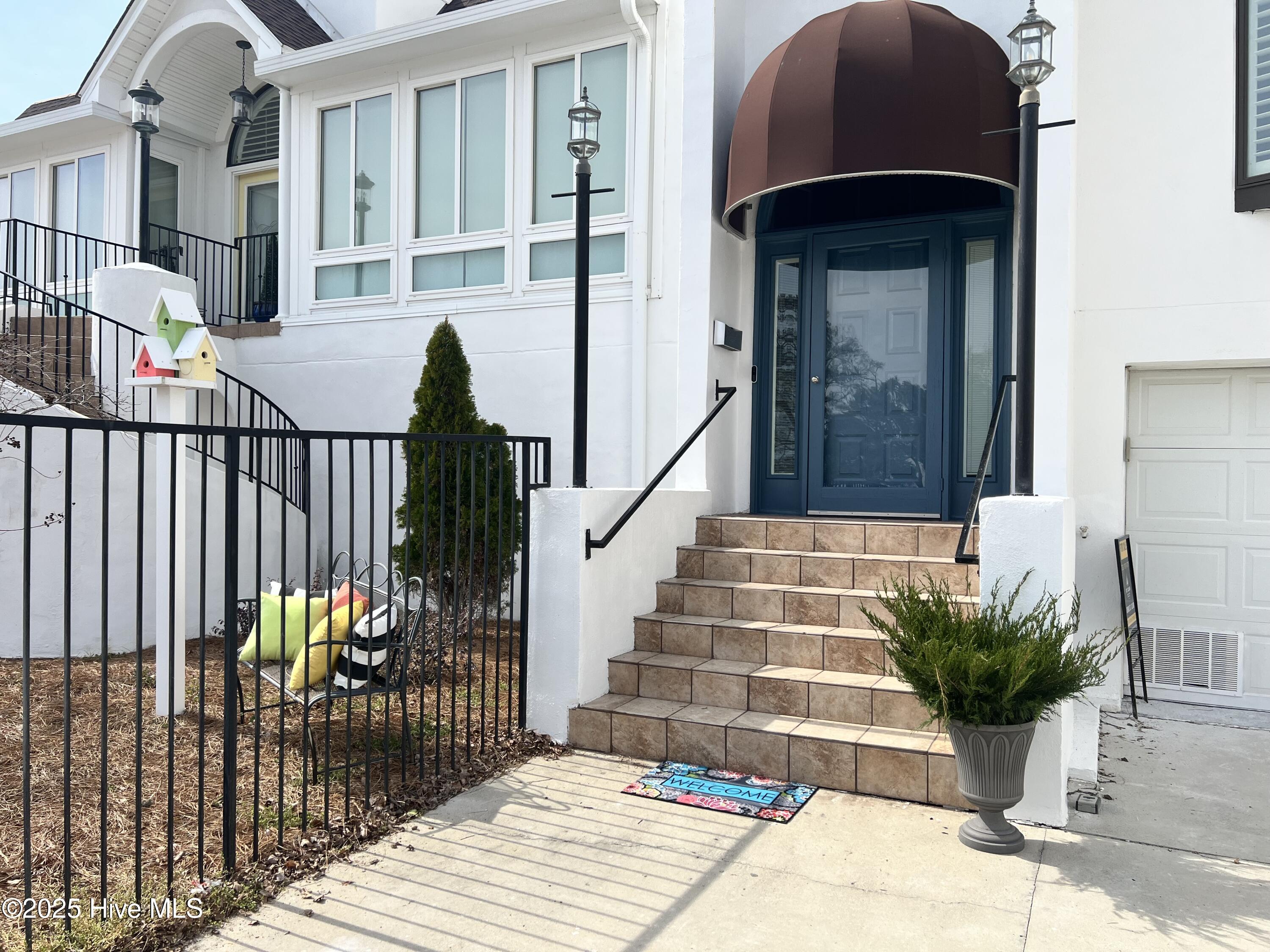 204 Washington Harbor Property Photo