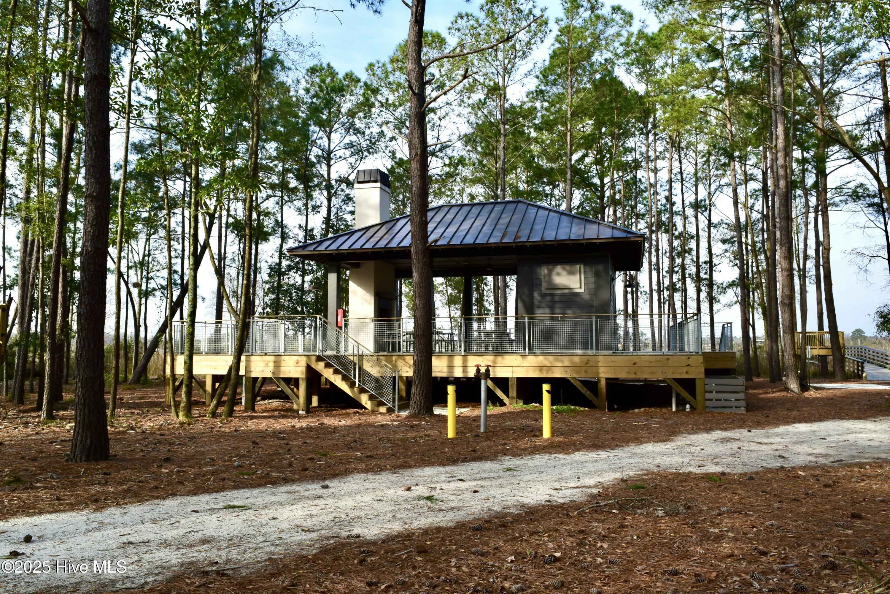 1536 Riverview Terrace Property Photo 20