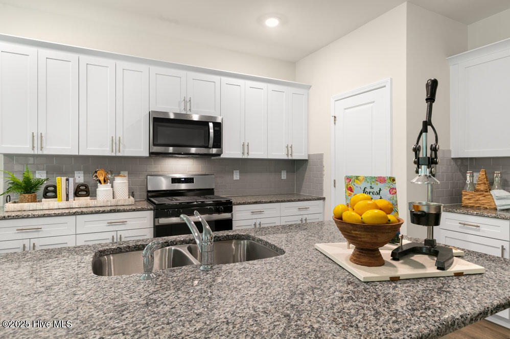3029 Bayview Drive Property Photo 12