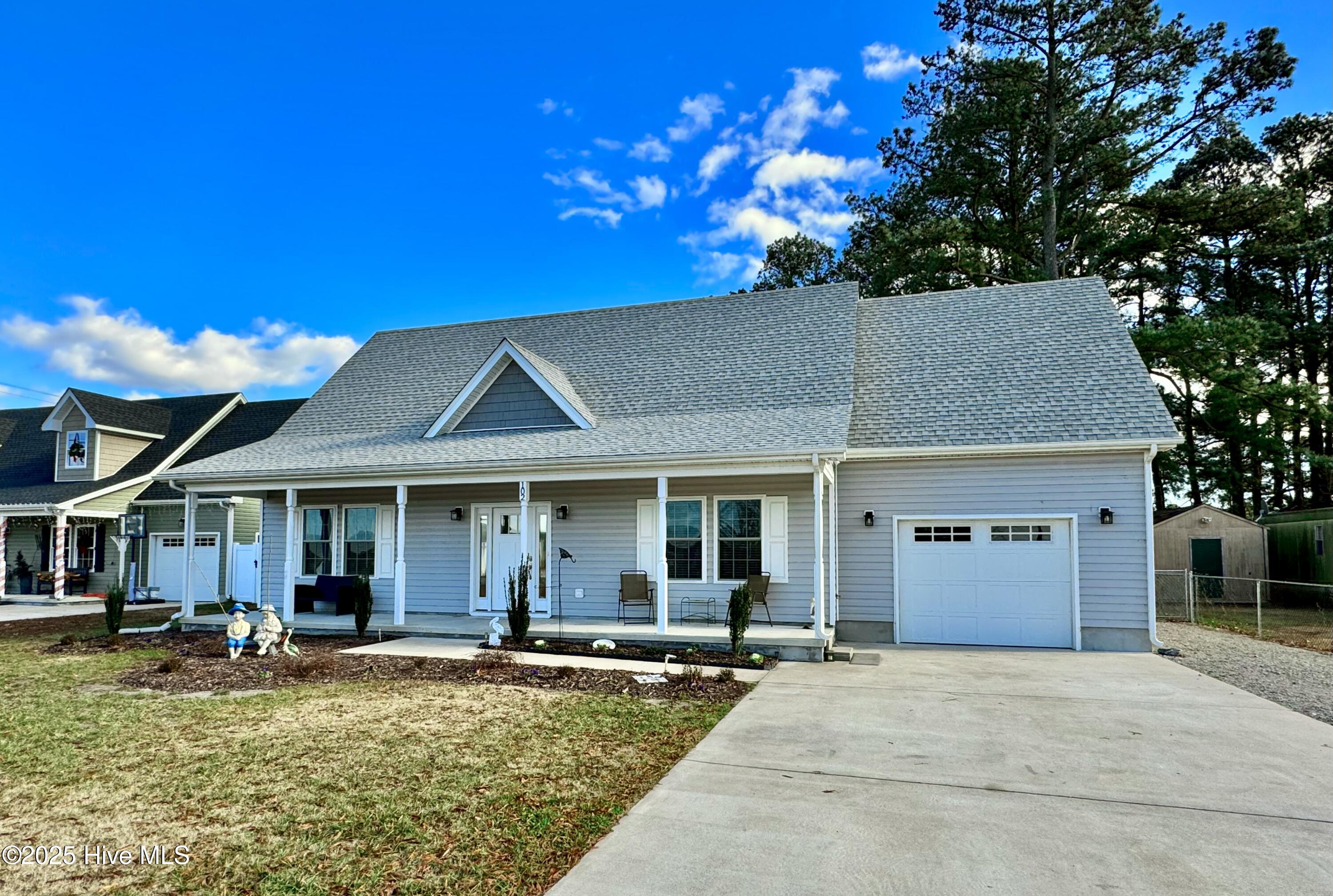 102 Creekmore Road Property Photo